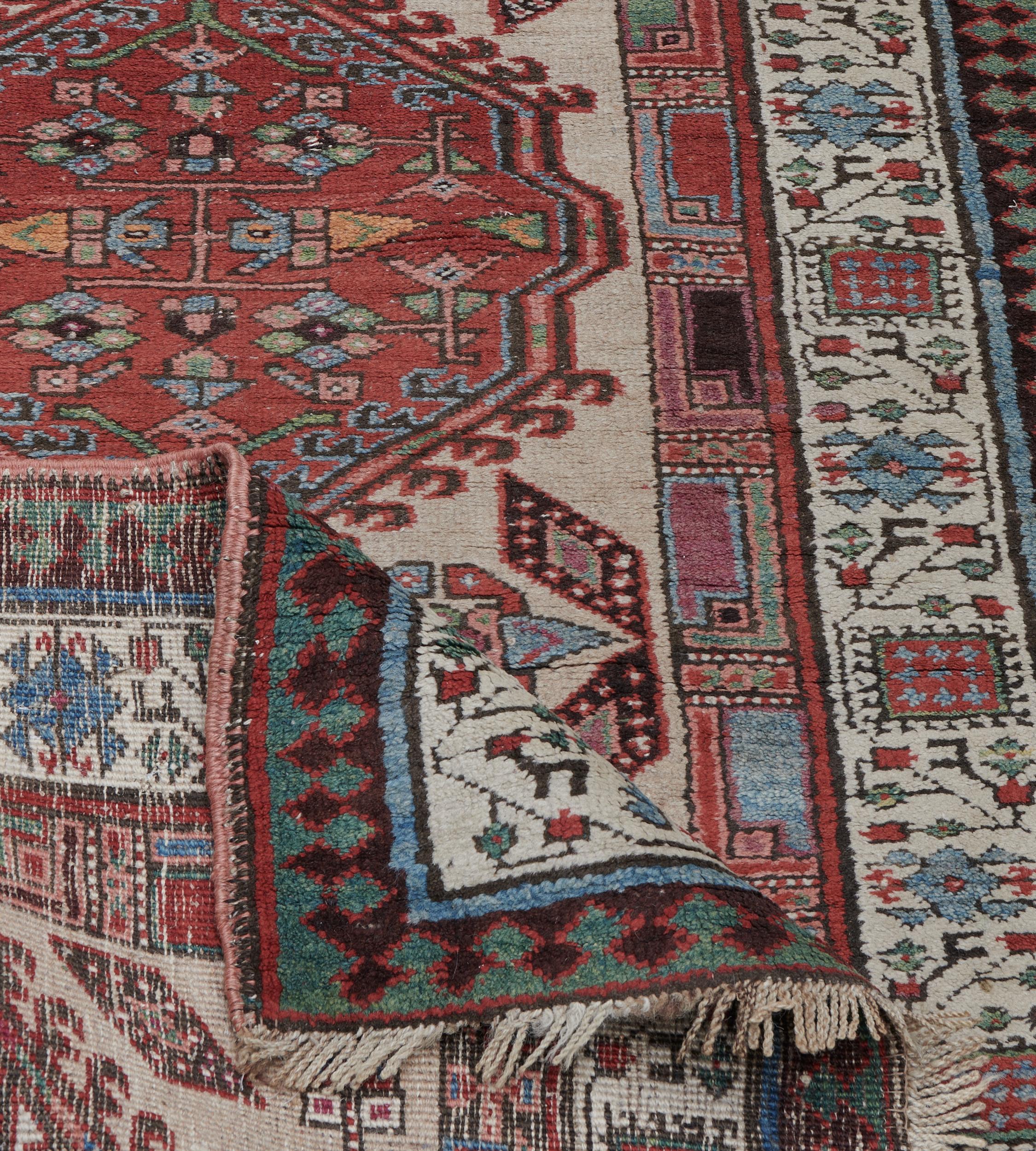 Late 19th Century Handwoven Wool Persian Serab Runner For Sale 2