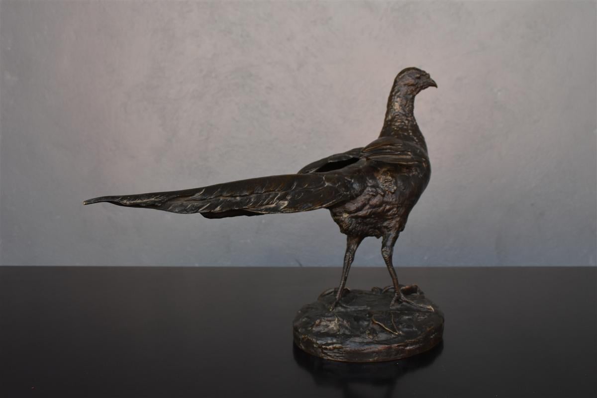 Animal bronze representing a hen pheasant. Period late 19th century.