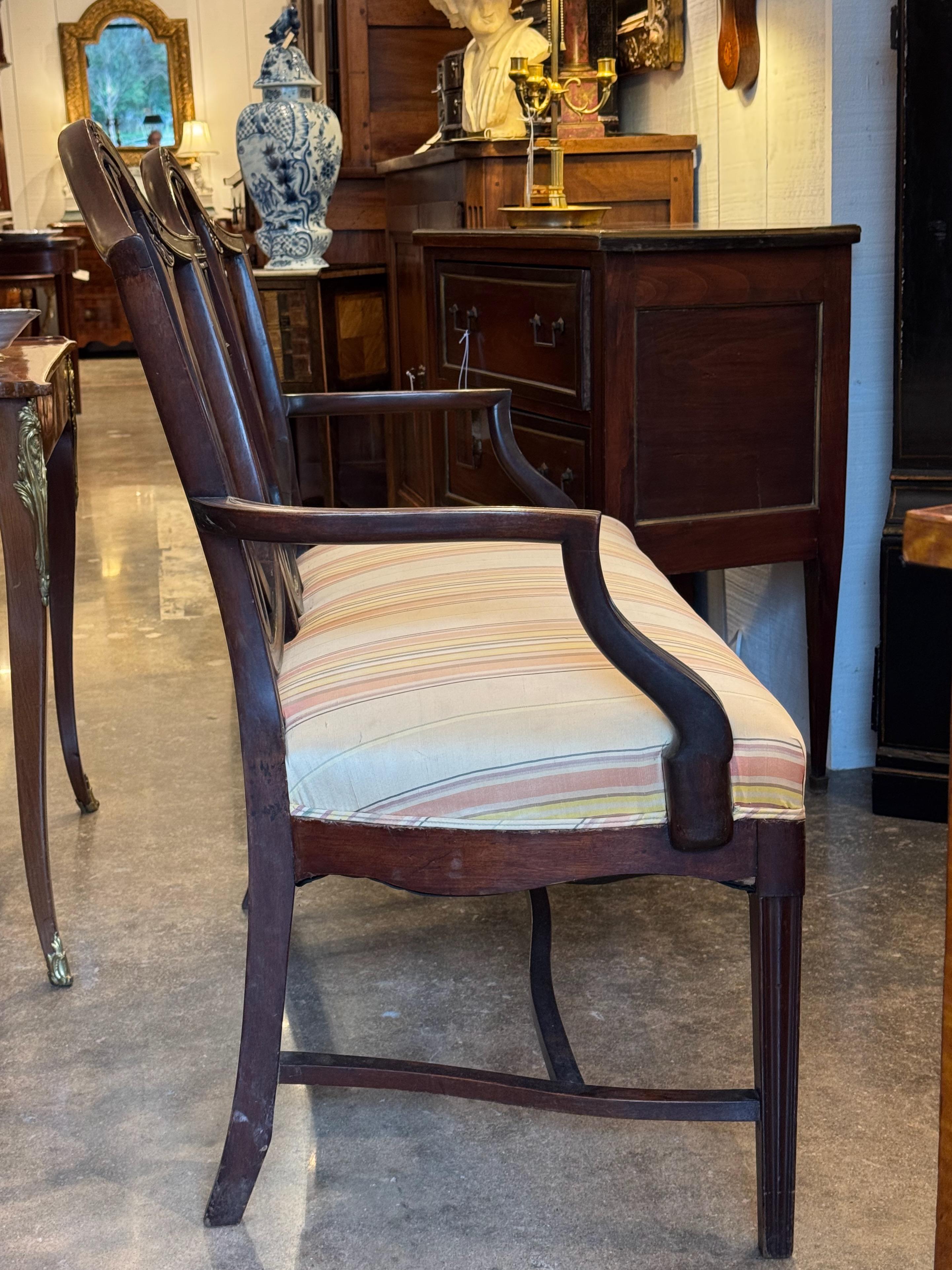 Late 19th Century Hepplewhite Style Mahogany Settee For Sale 5