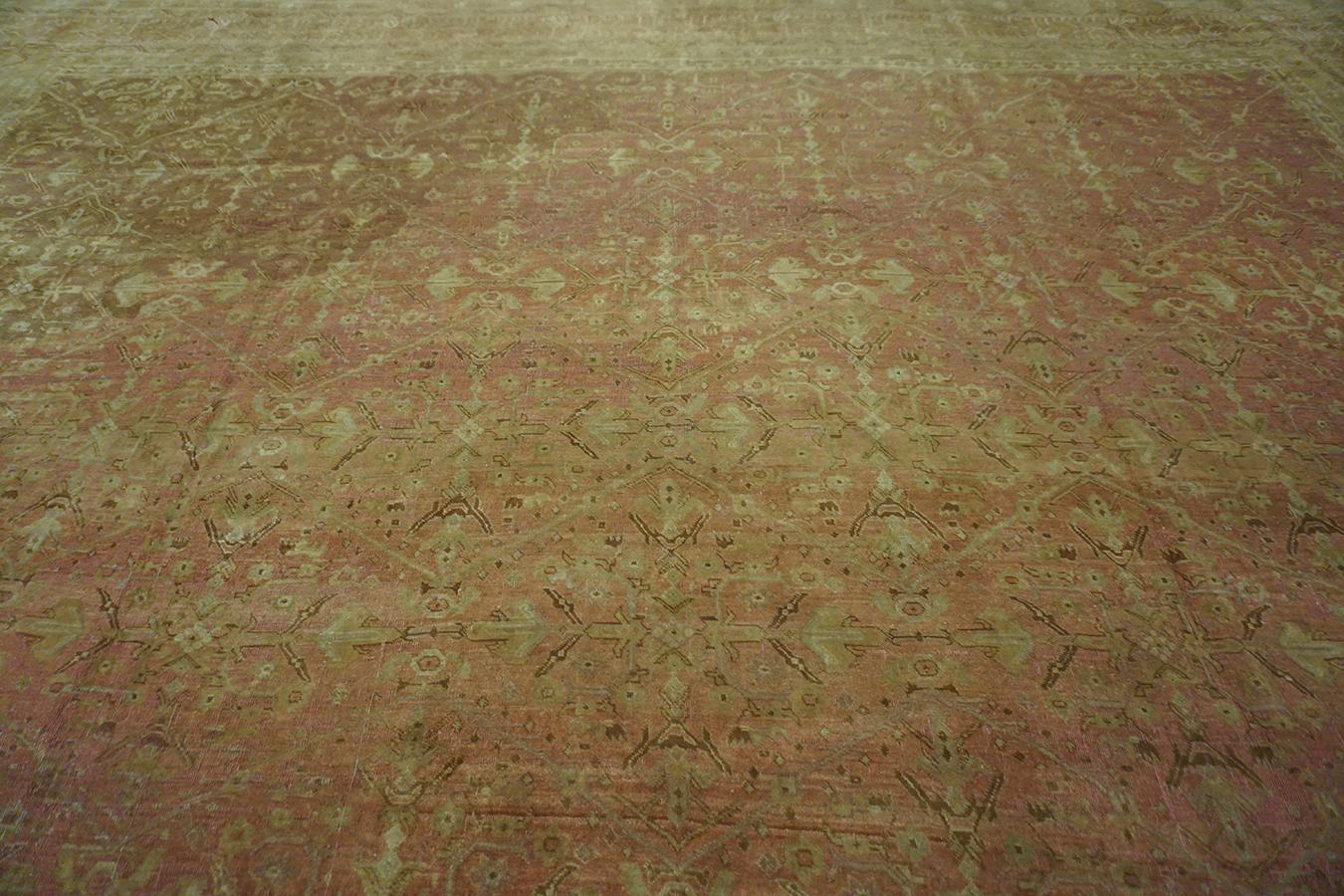 Late 19th Century Indian Agra Carpet ( 15' x 19'6