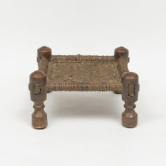 Sgabello da meditazione indonesiano della fine del XIX secolo