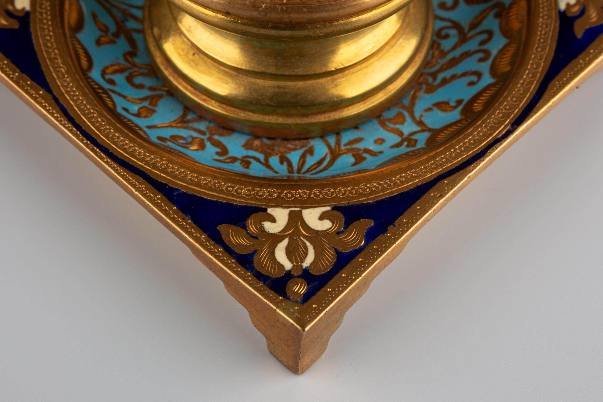 Calamaio della fine del XIX secolo con decorazione a smalto, Francia, circa 1870-1890 in vendita 5