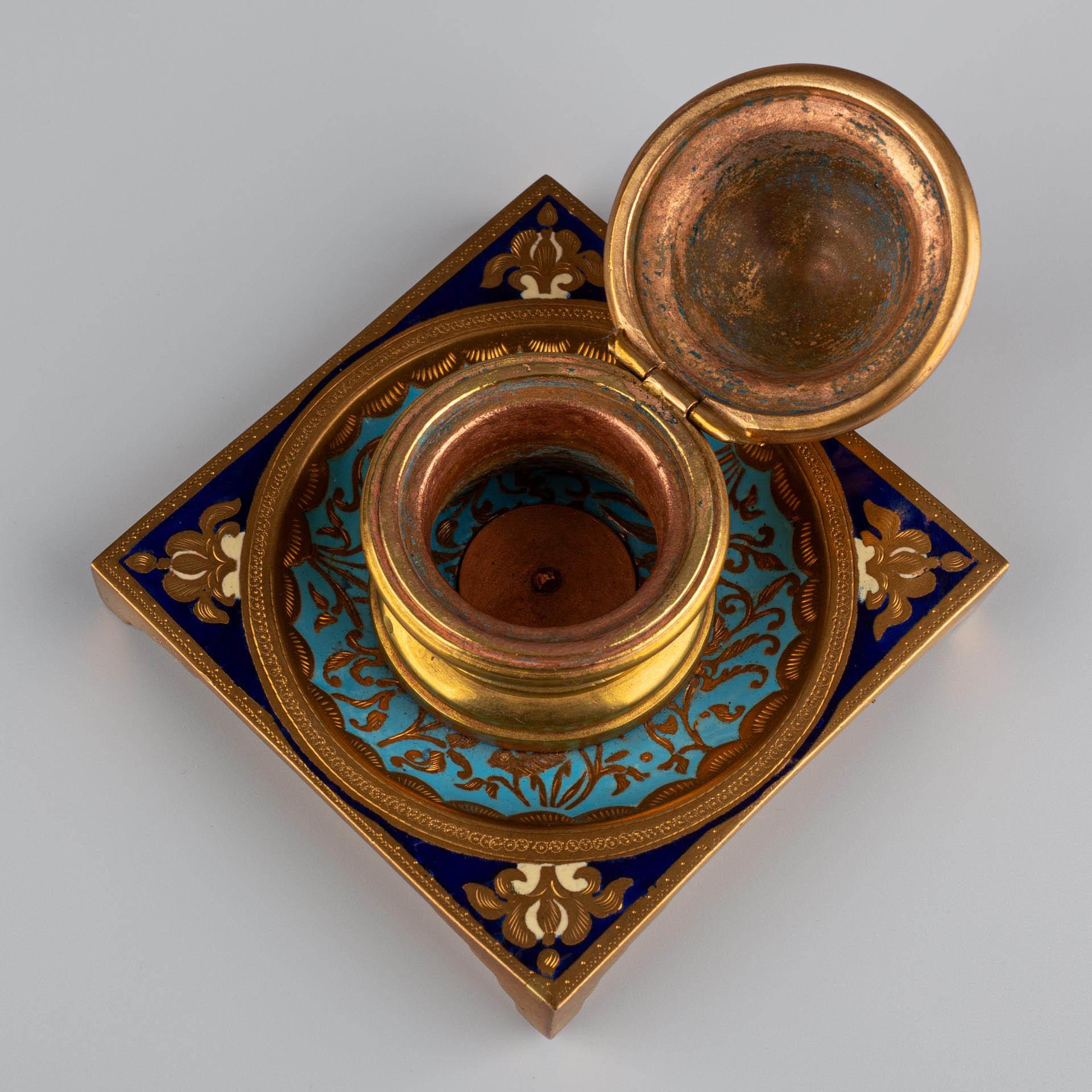 Champlevé Calamaio della fine del XIX secolo con decorazione a smalto, Francia, circa 1870-1890 in vendita
