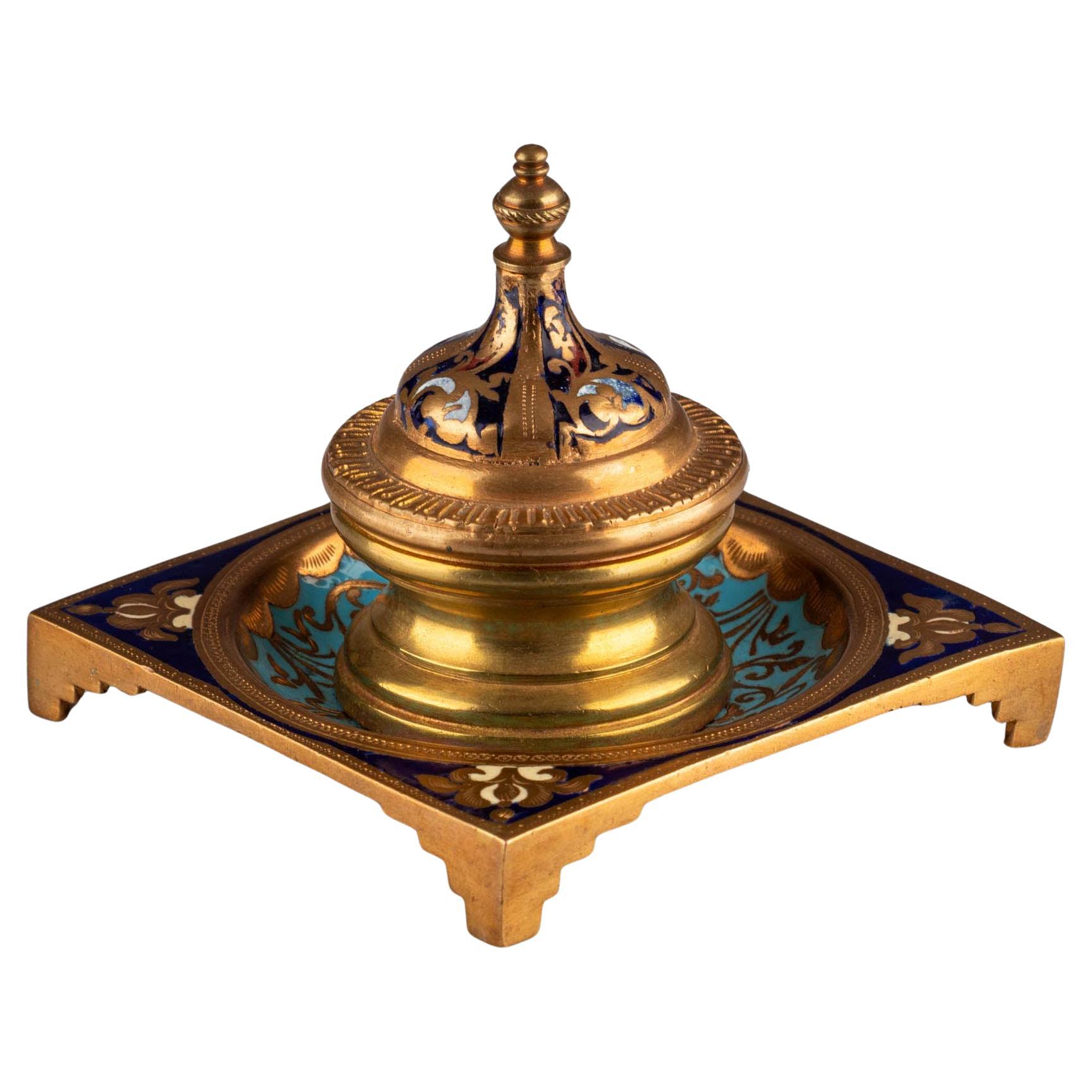 Calamaio della fine del XIX secolo con decorazione a smalto, Francia, circa 1870-1890