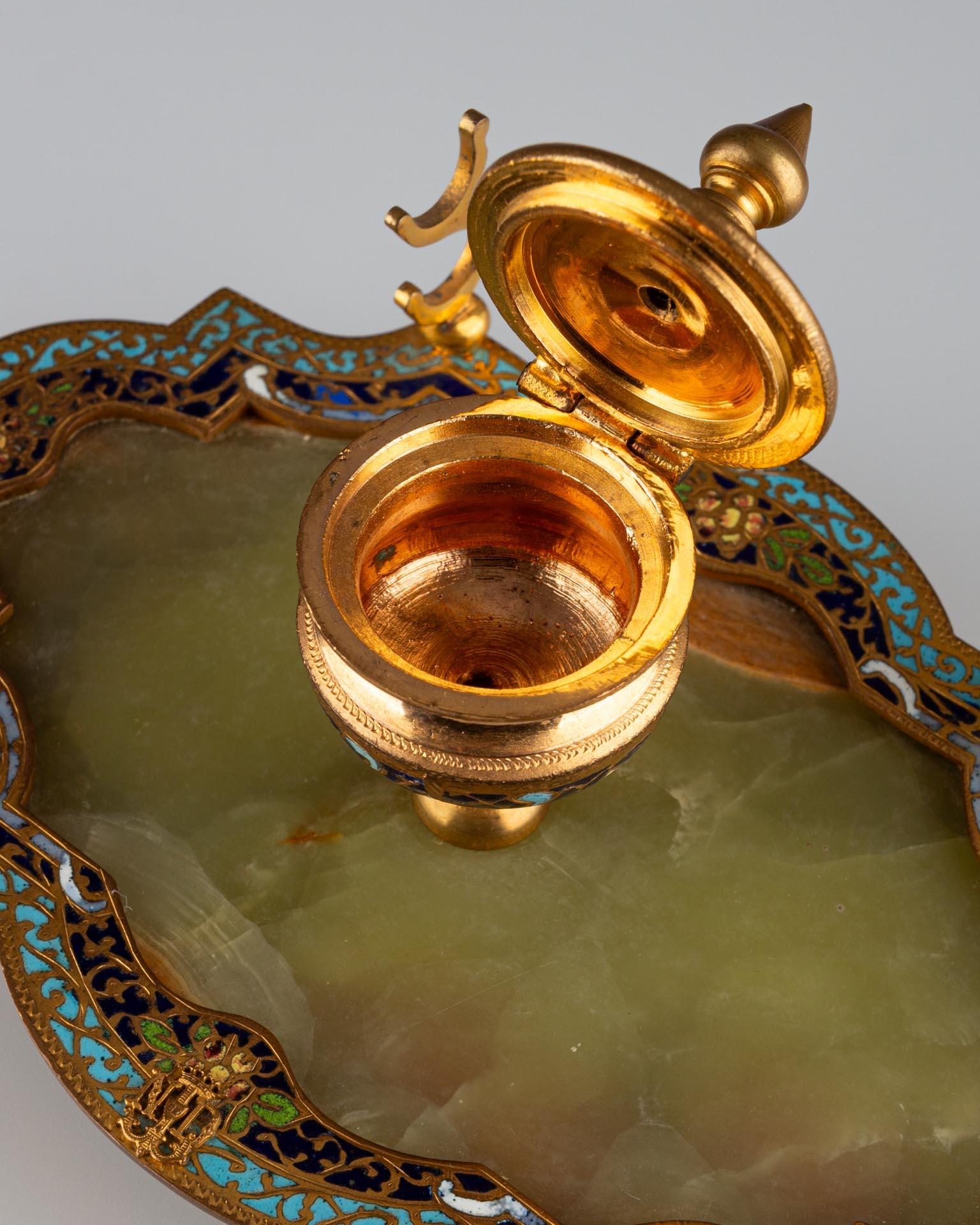 Calamaio della fine del XIX secolo con marmo d'onice e smalto cloisonne in vendita 7