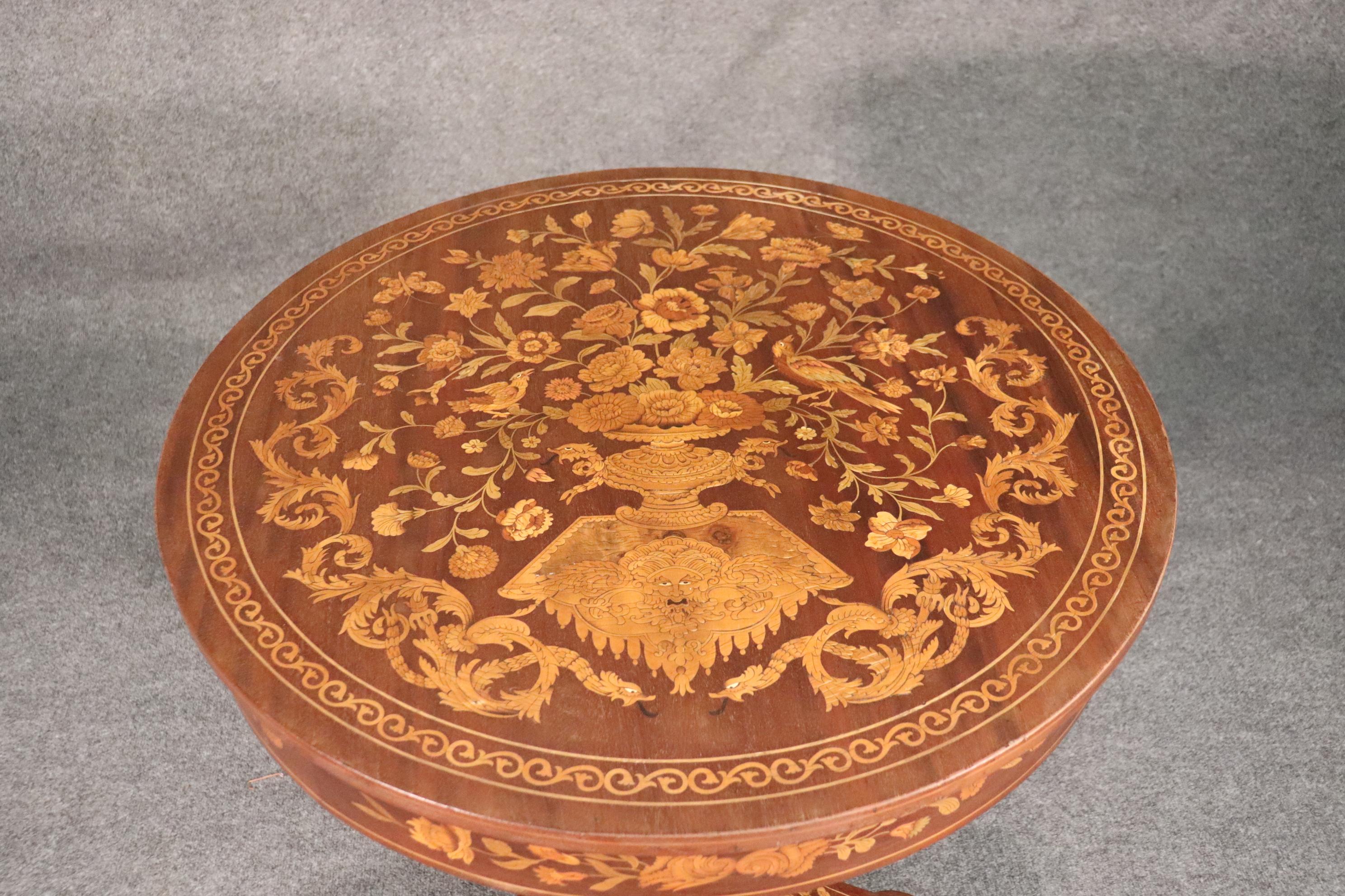 Belgian Late 19th Century Inlaid Dutch Marquetry Mahogany and Satinwood Center Table