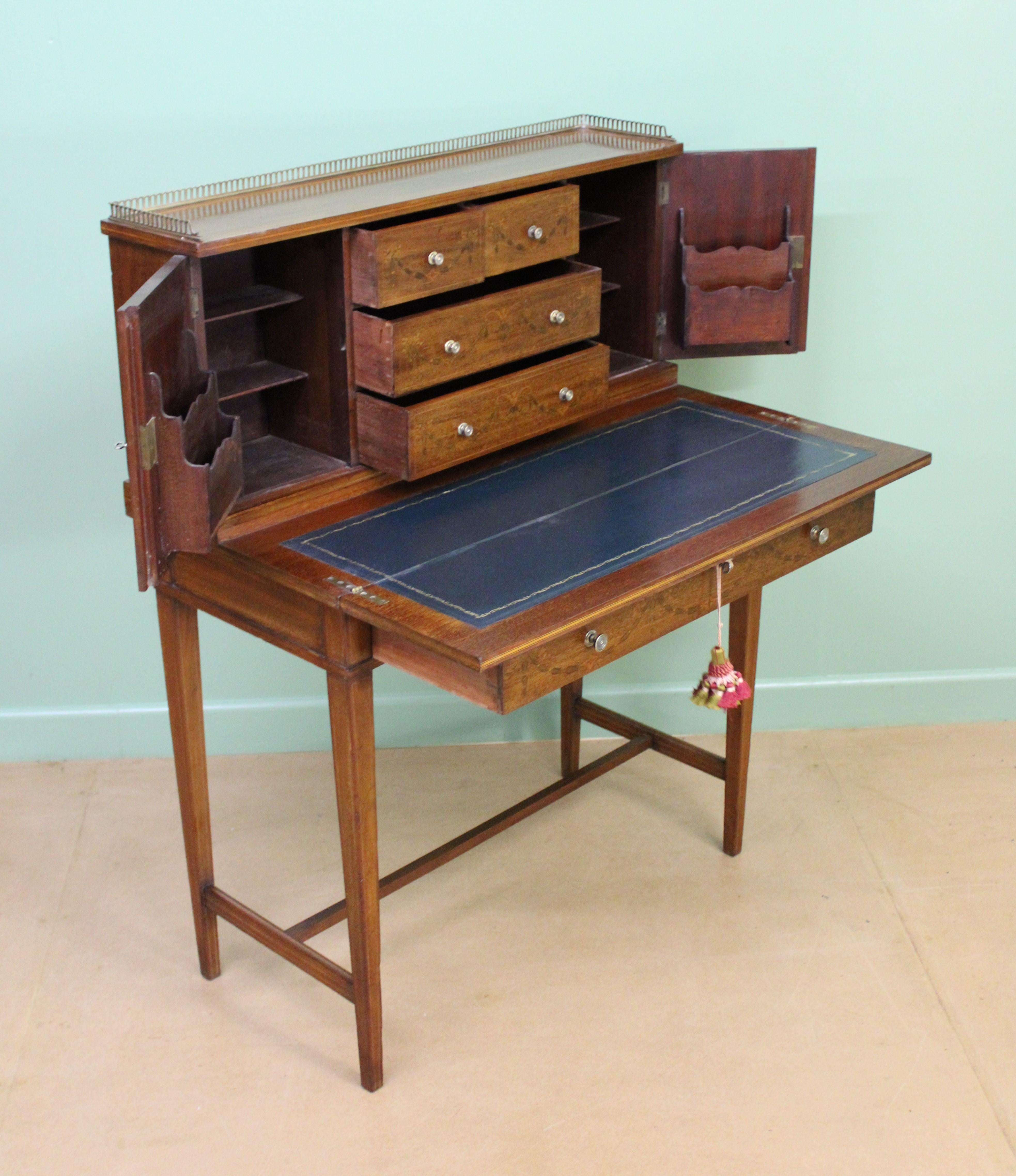 Late 19th Century Inlaid Mahogany Bonheur Du Jour by Jas Shoolbred & Co. For Sale 7