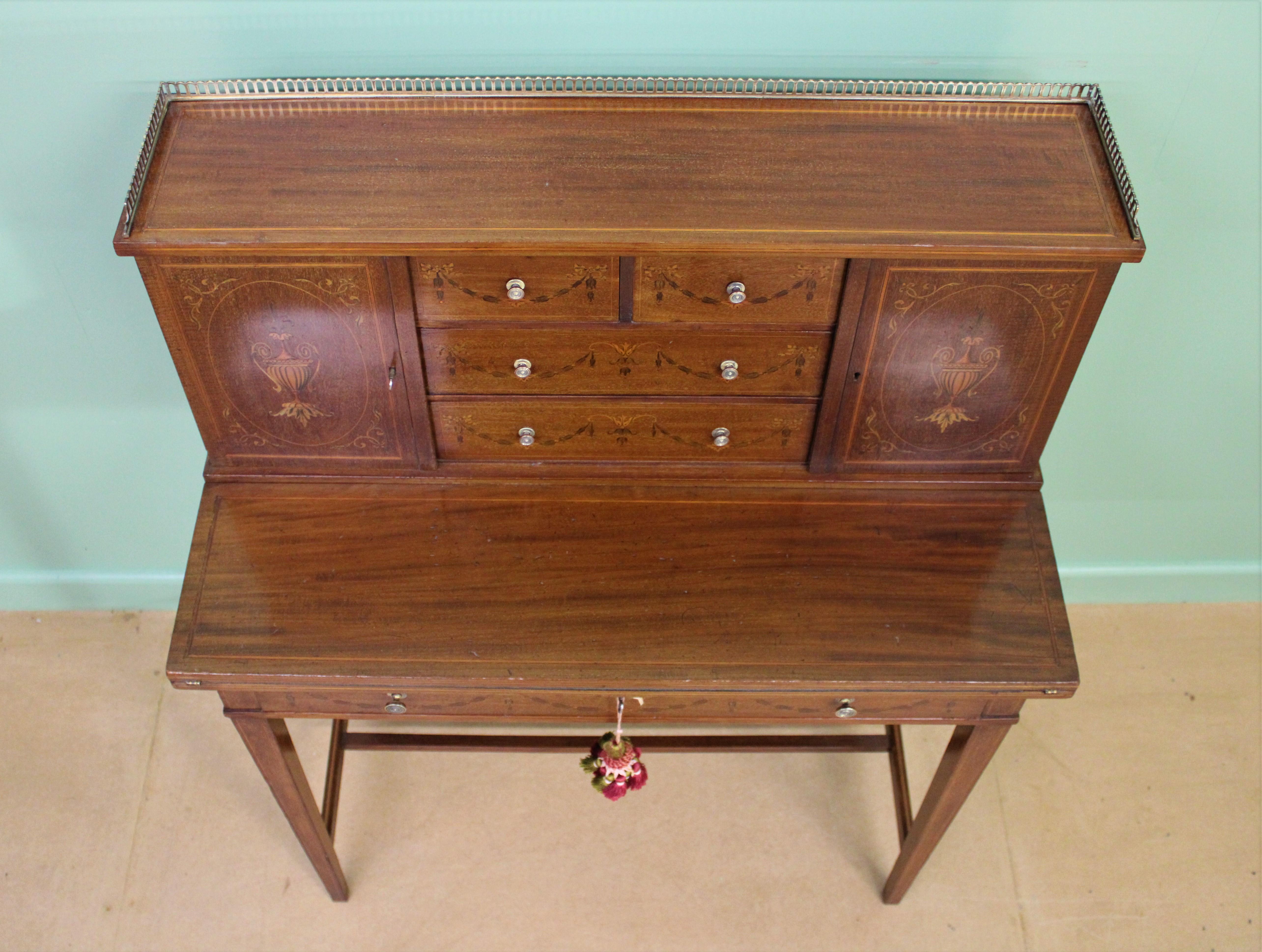Late 19th Century Inlaid Mahogany Bonheur Du Jour by Jas Shoolbred & Co. In Good Condition For Sale In Poling, West Sussex