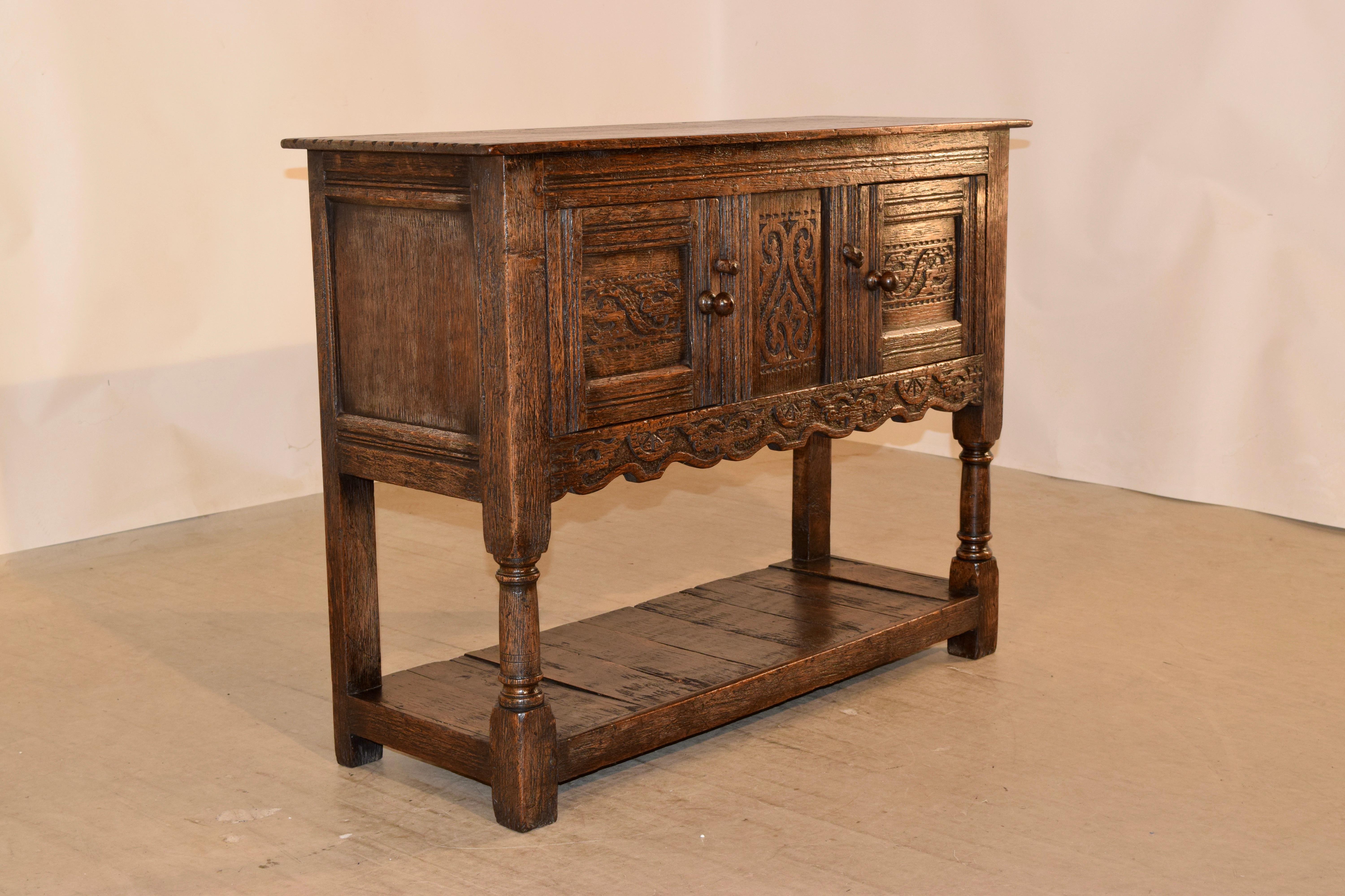 Late Victorian Late 19th Century Ipswitch Oak Server