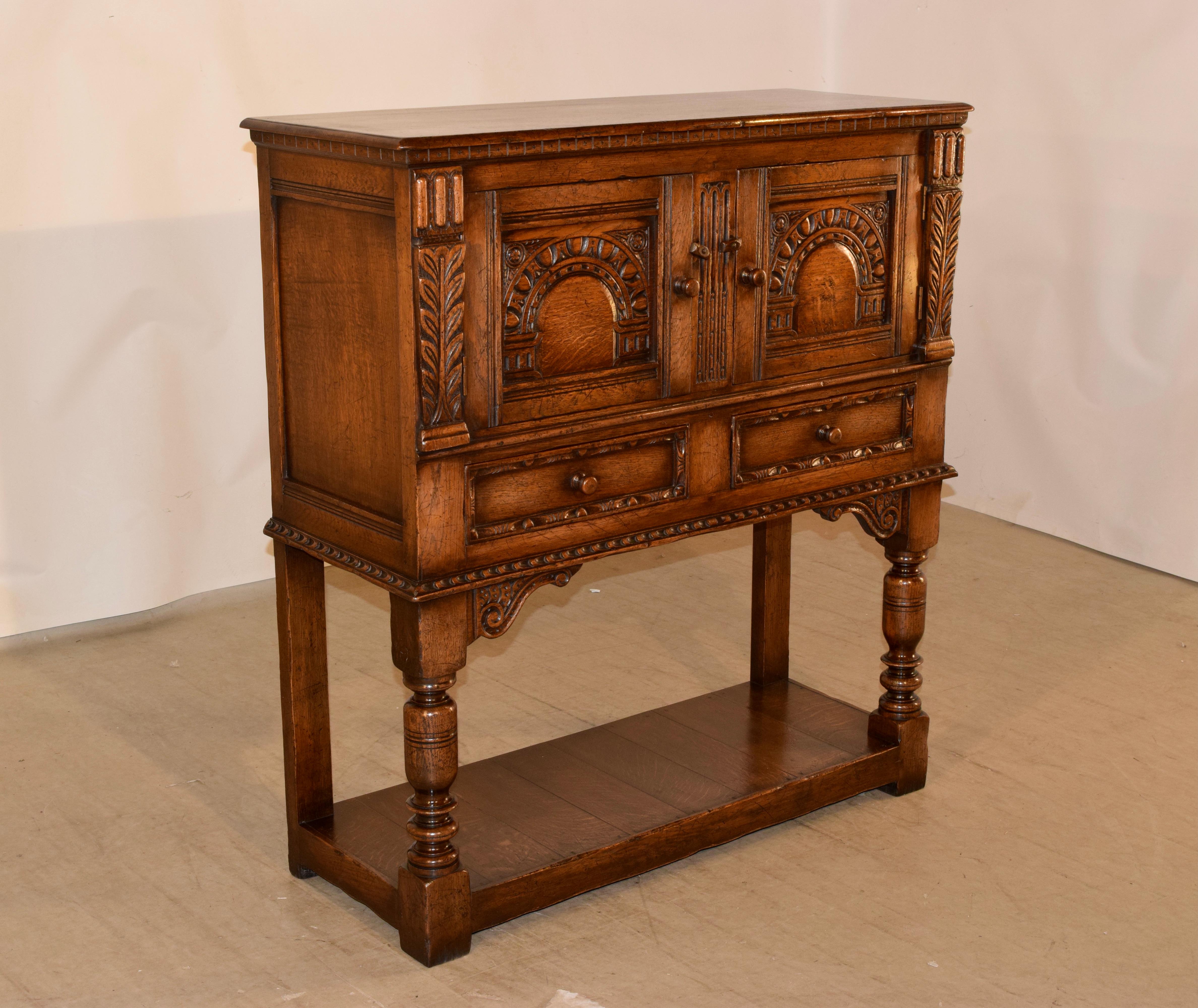 Victorian Late 19th Century Ipswitch Oak Server For Sale