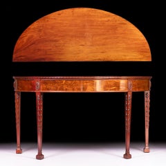 Consola irlandesa de finales del siglo XIX de James Hicks Dublin en estilo Hepplewhite