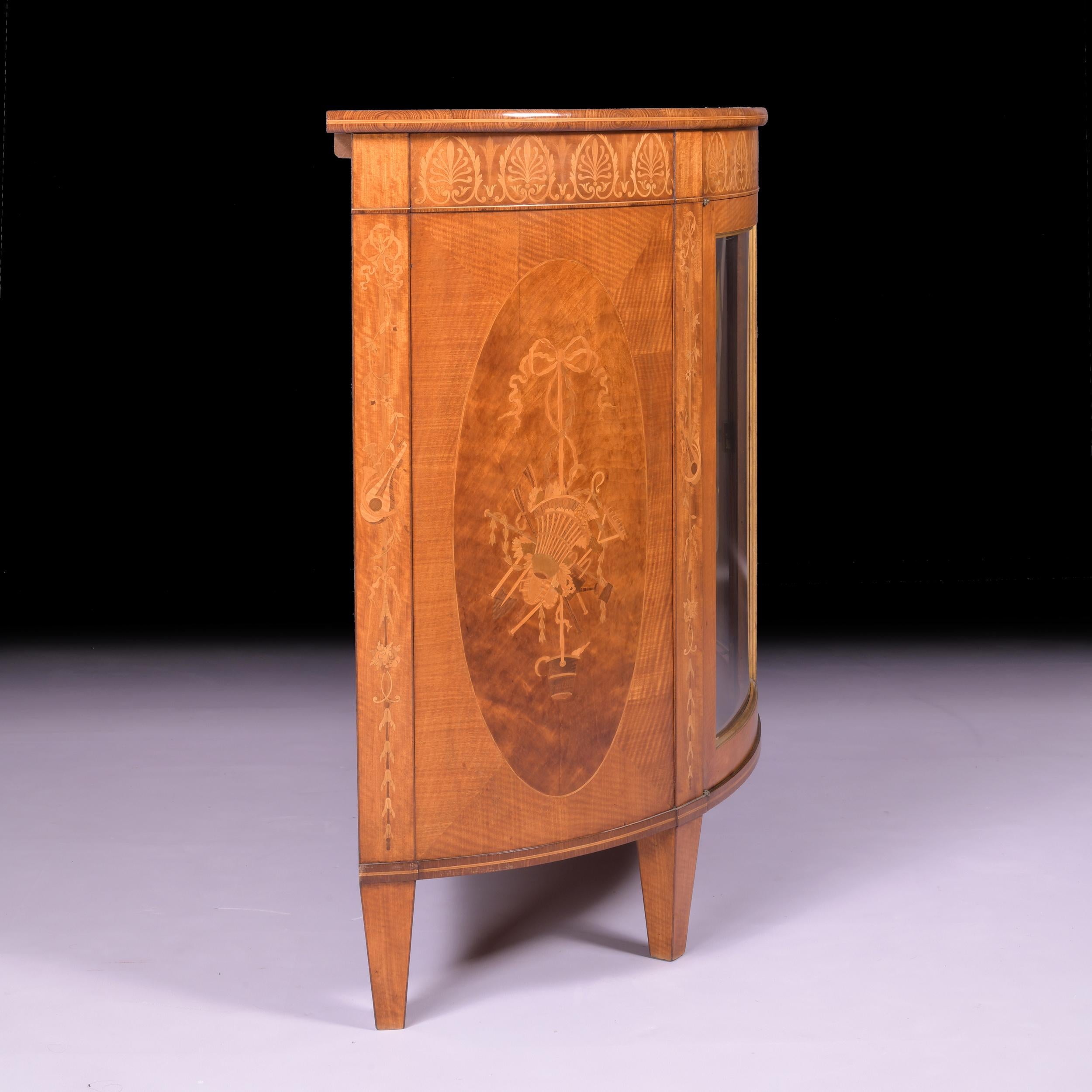 Georgiano Commodo in legno satinato irlandese della fine del XIX secolo di James Hicks of Dublin in vendita
