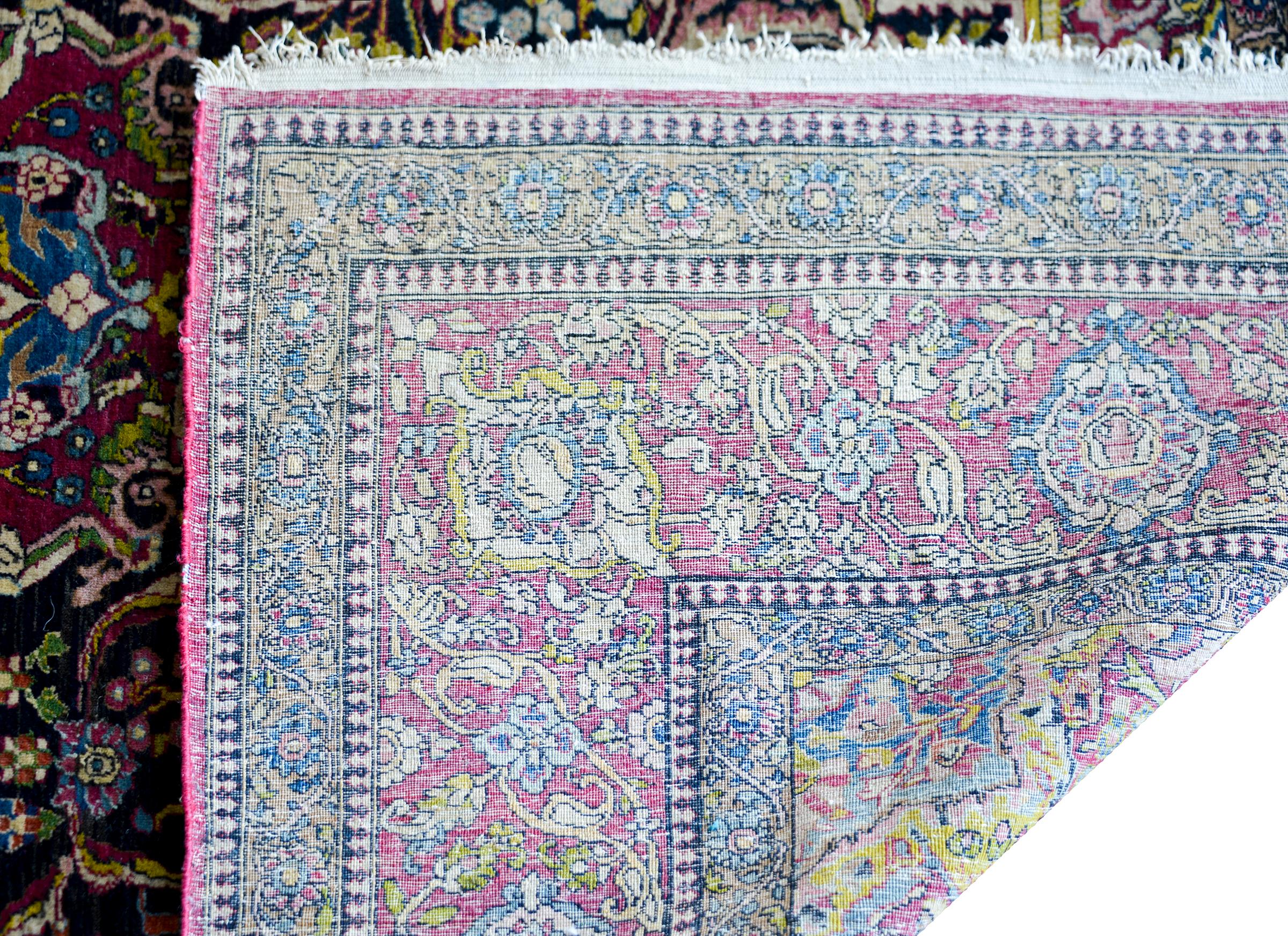 Late 19th Century Isfahan Rug For Sale 5