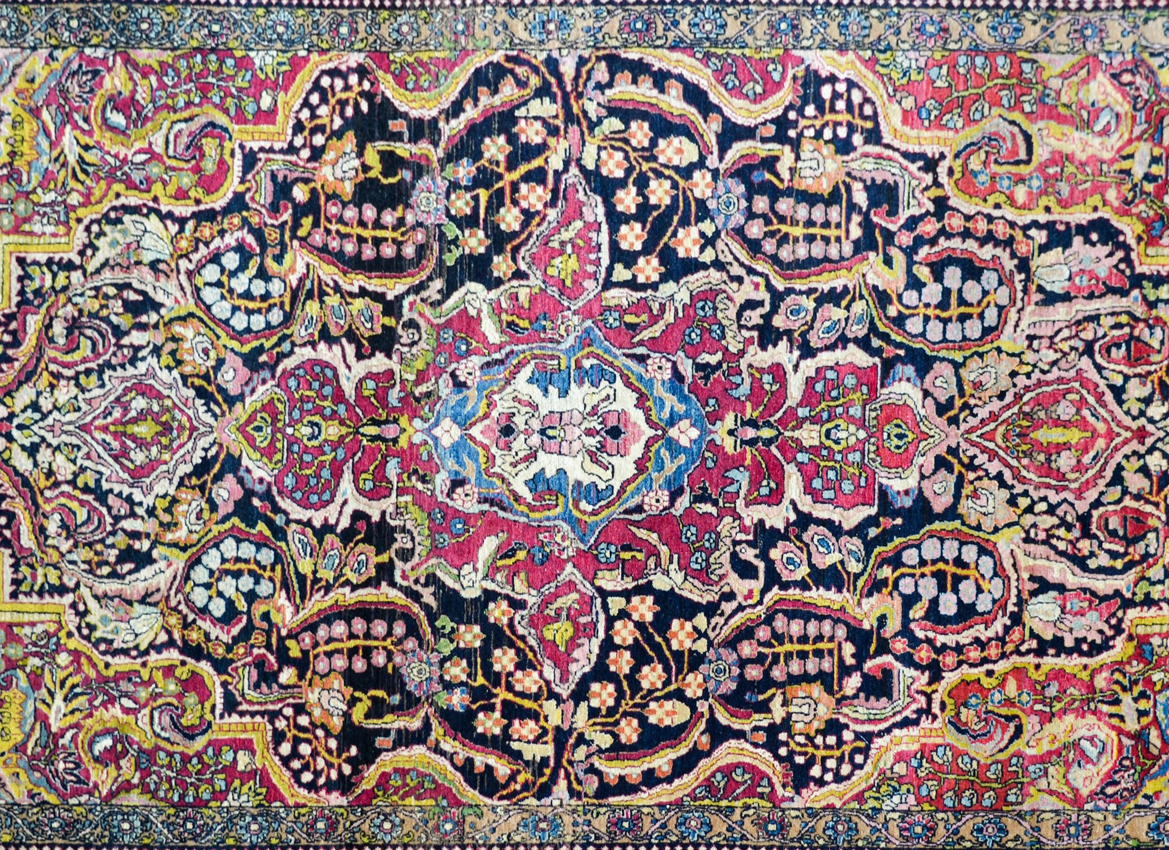 Late 19th Century Isfahan Rug For Sale 2