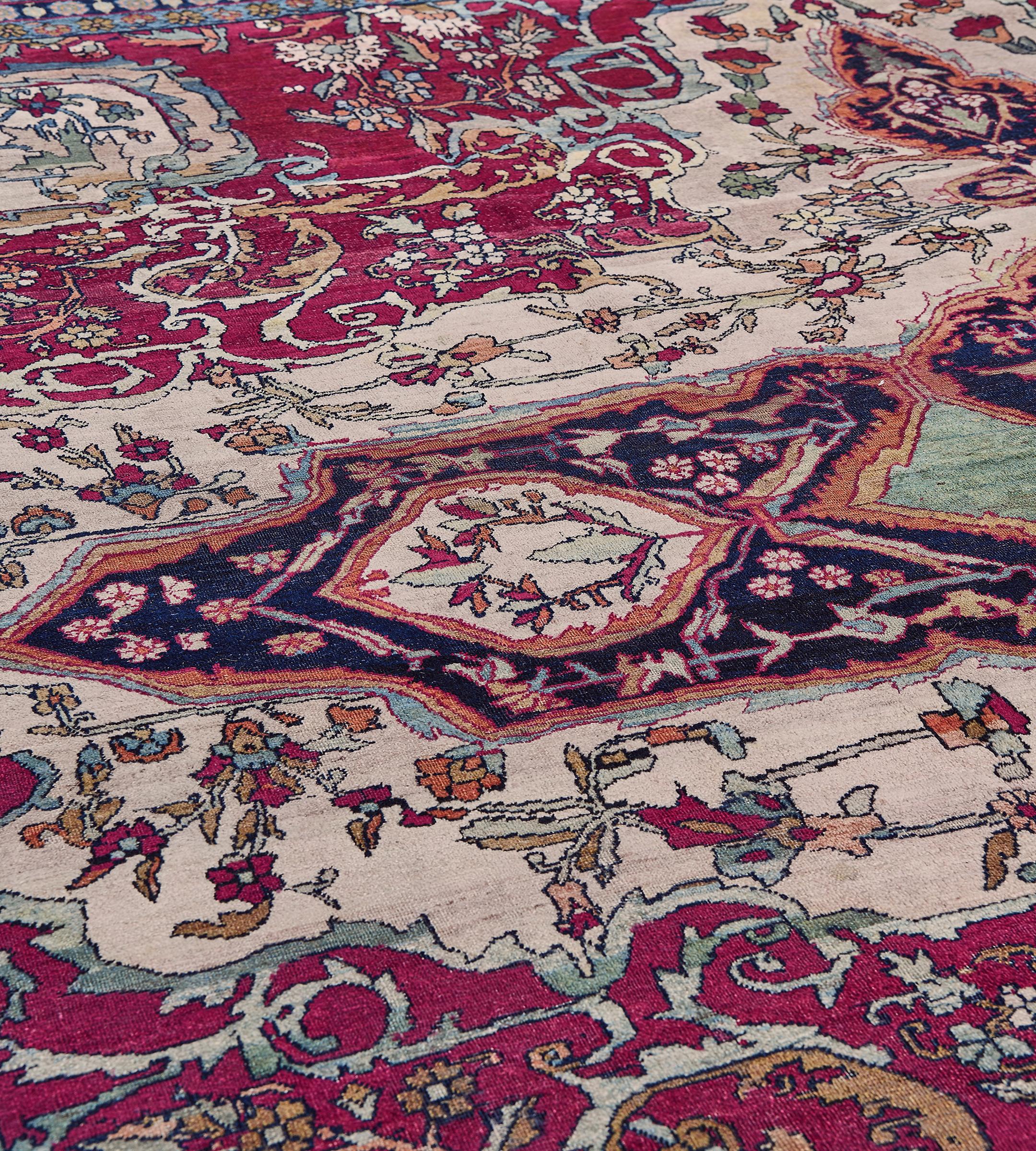 Persian Late 19th Century Isfahan Rug from Central Persia For Sale