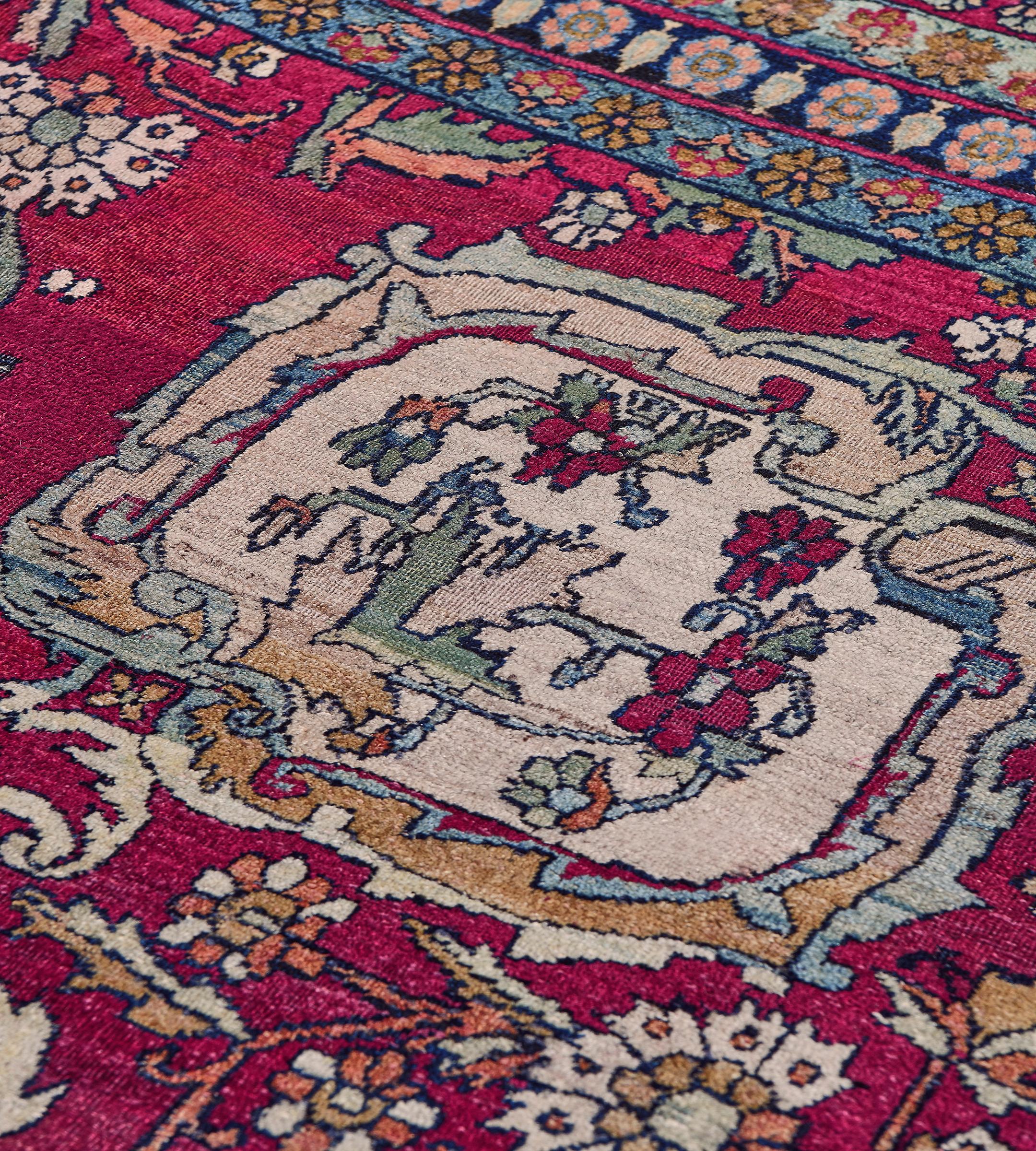 Wool Late 19th Century Isfahan Rug from Central Persia For Sale