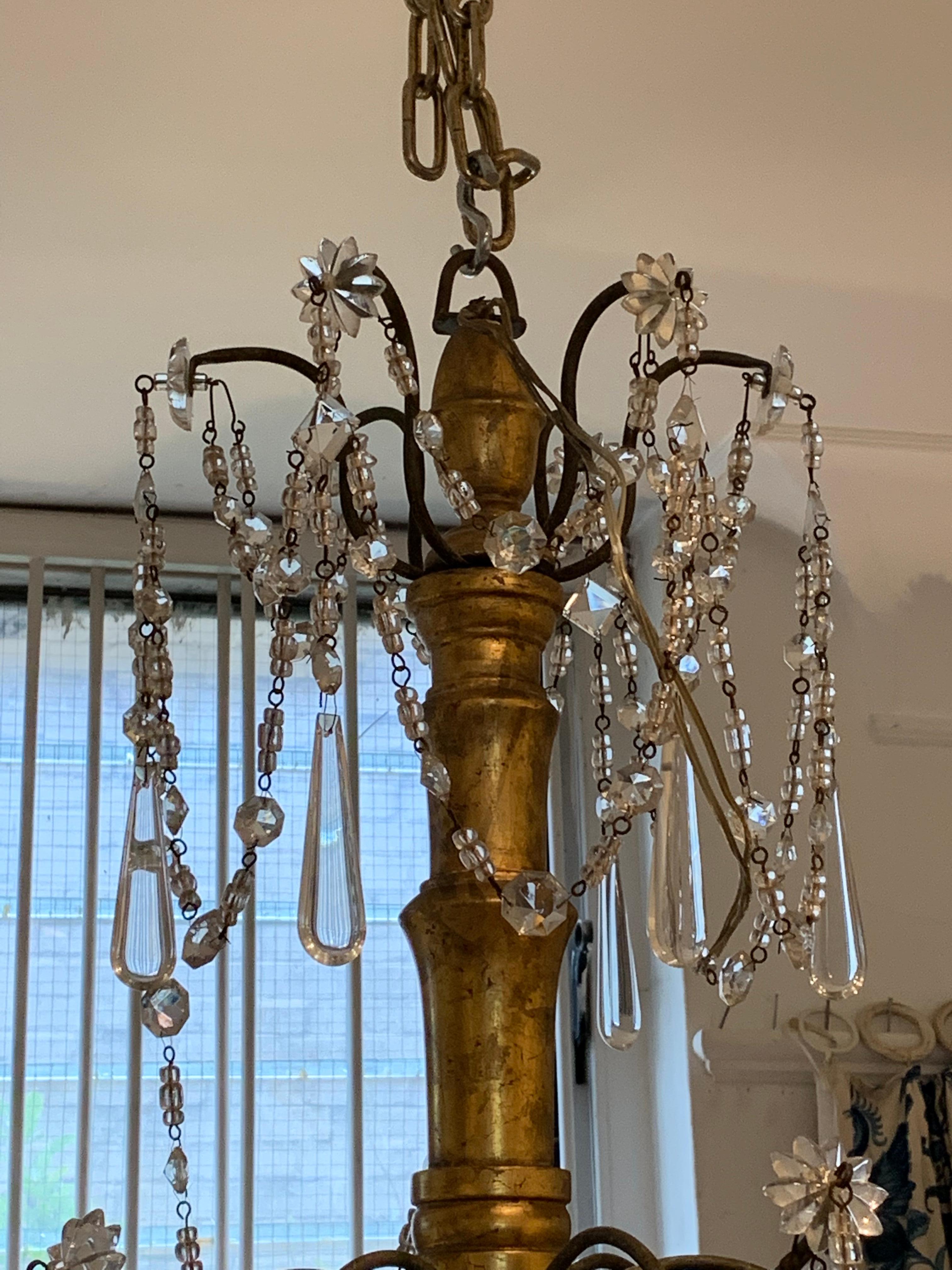 Late 19th Century Italian 8-Arm Gilt Chandelier with Glass Swags & Lustres For Sale 4