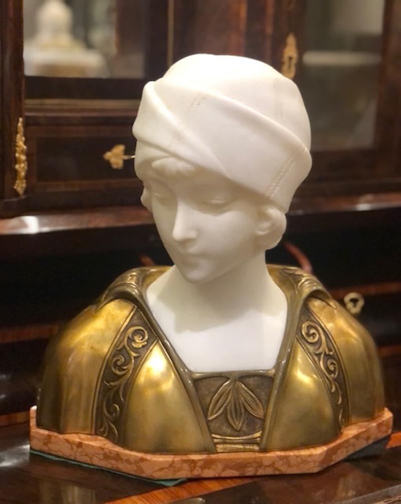Late 19th Century Italian Alabaster Bust of a Woman, Attributed to Pugi, 1880 1