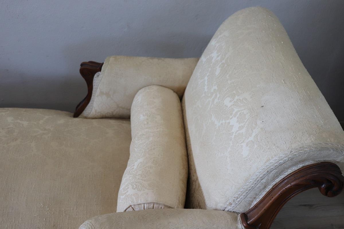 Italienische antike Chaise Longue aus Nussbaum aus dem späten 19. im Angebot 10