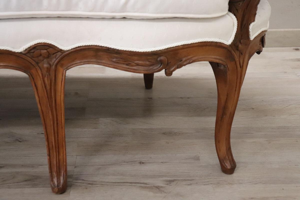 Sillón italiano antiguo de nogal de finales del siglo XIX en venta 5