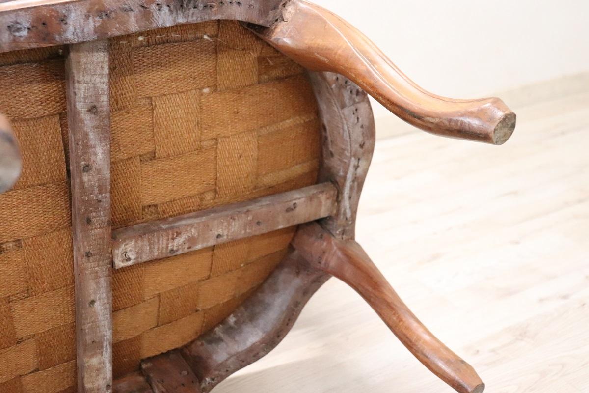 Sillón italiano antiguo de nogal de finales del siglo XIX en venta 11