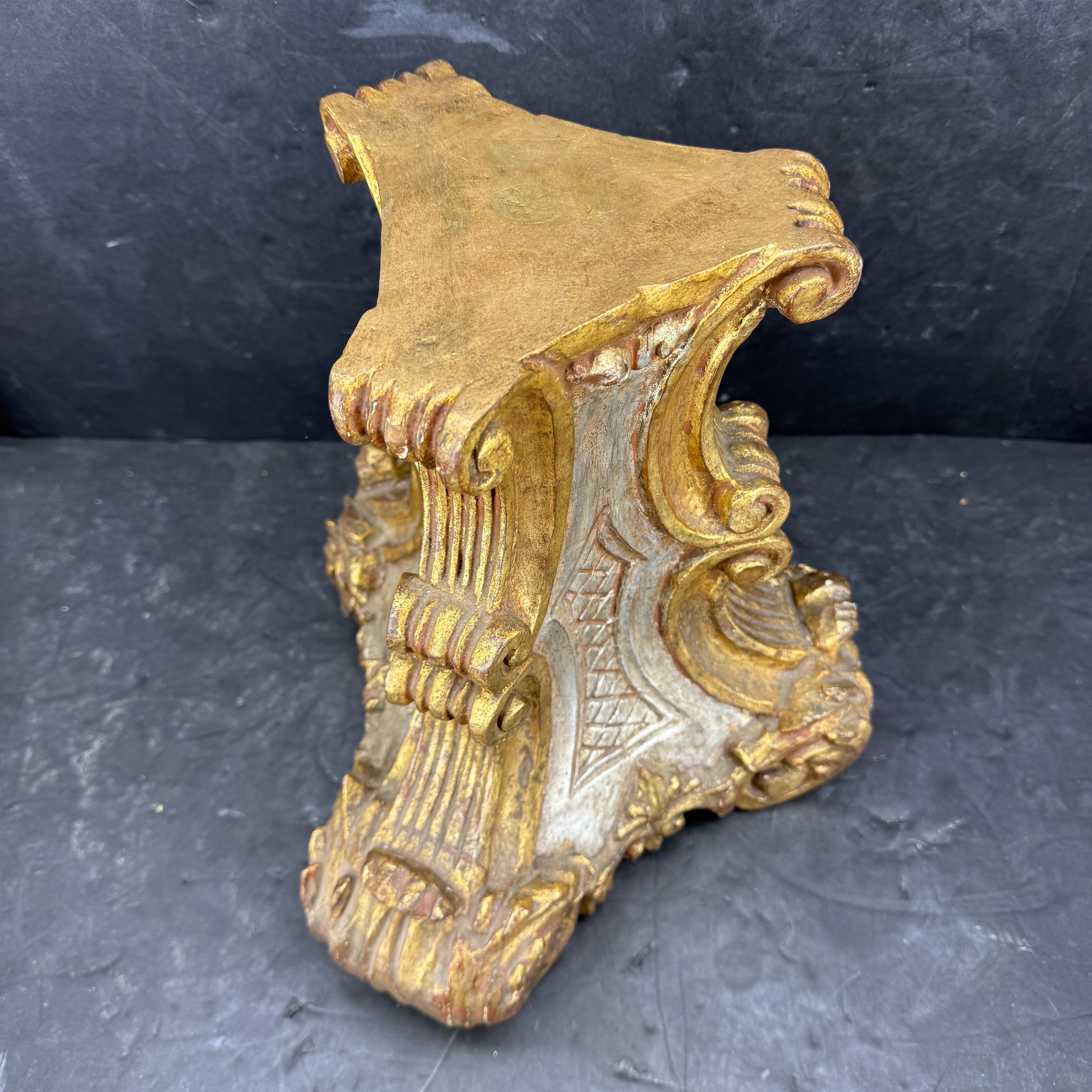 Late 19th-Century Italian Gilt Fragment Architectural Sculpture For Sale 3