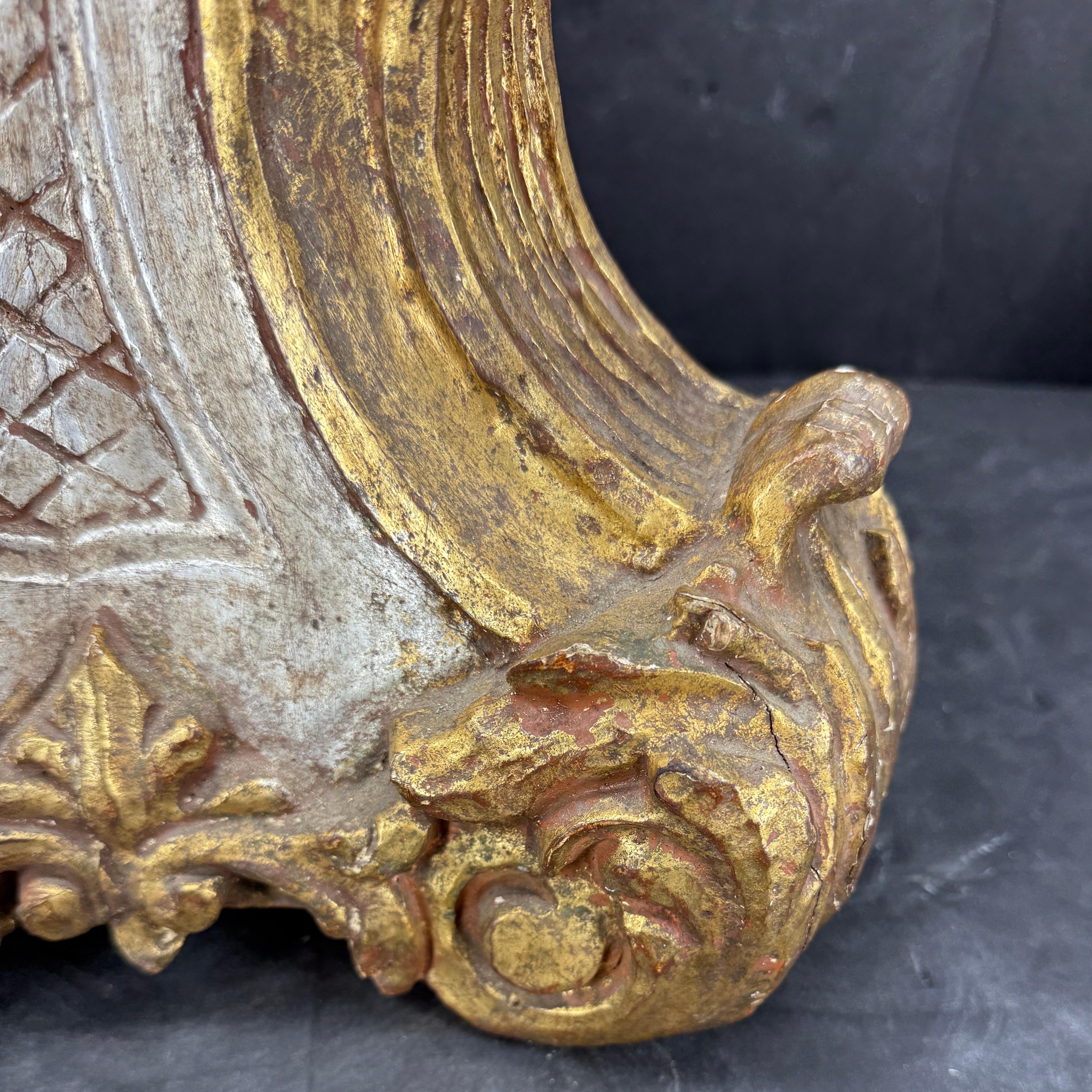 Late 19th-Century Italian Gilt Fragment Architectural Sculpture For Sale 4