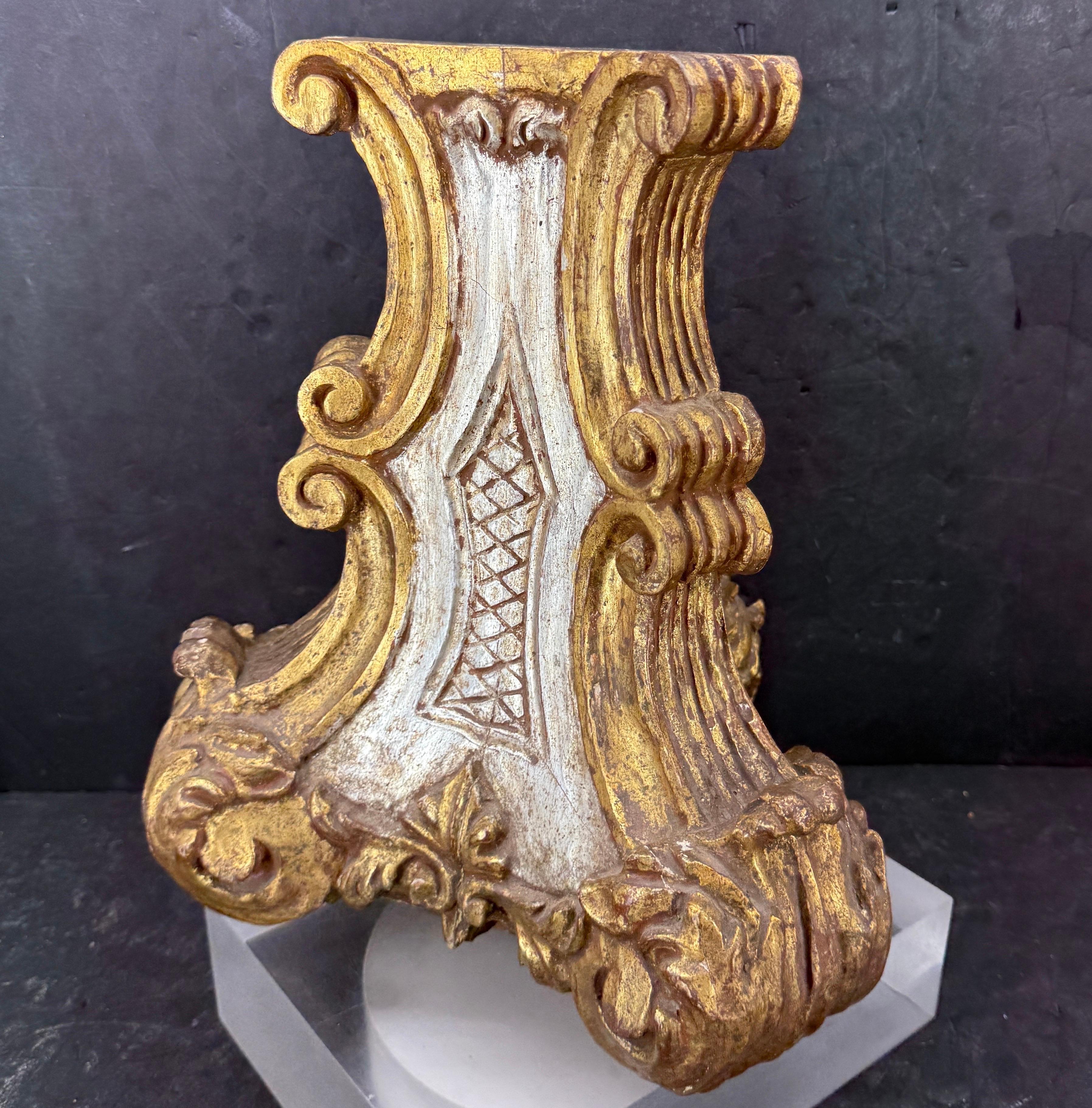 19th Century Late 19th-Century Italian Gilt Fragment Architectural Sculpture For Sale