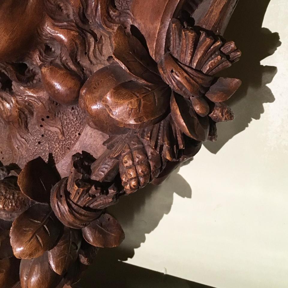 Late 19th Century Italian Hand Carved Walnut Shelf Depicting a Capricious Satyr For Sale 8