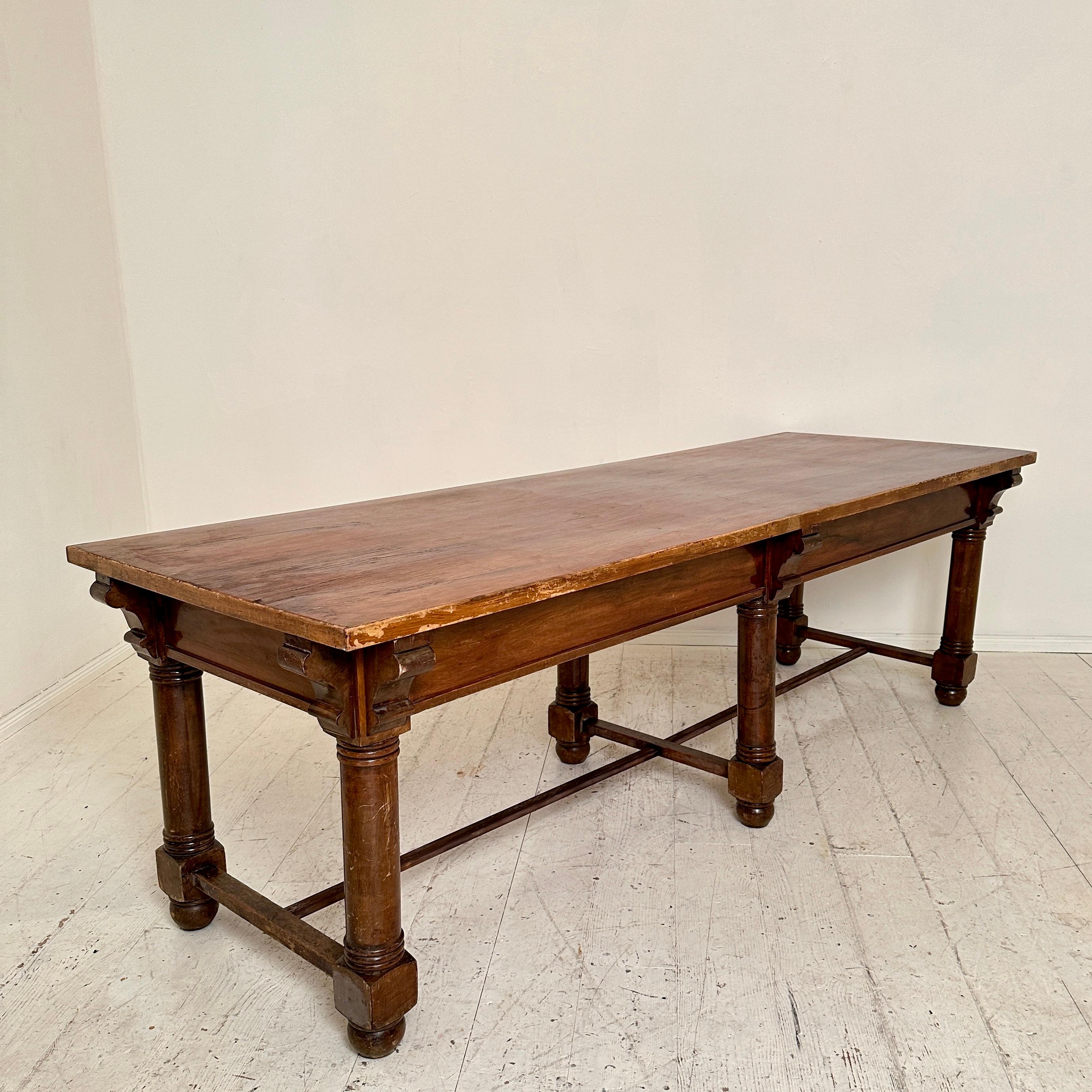 Veneer Late 19th Century Italian Large Brown Walnut Dining Table with 2 Drawers, 1880 For Sale