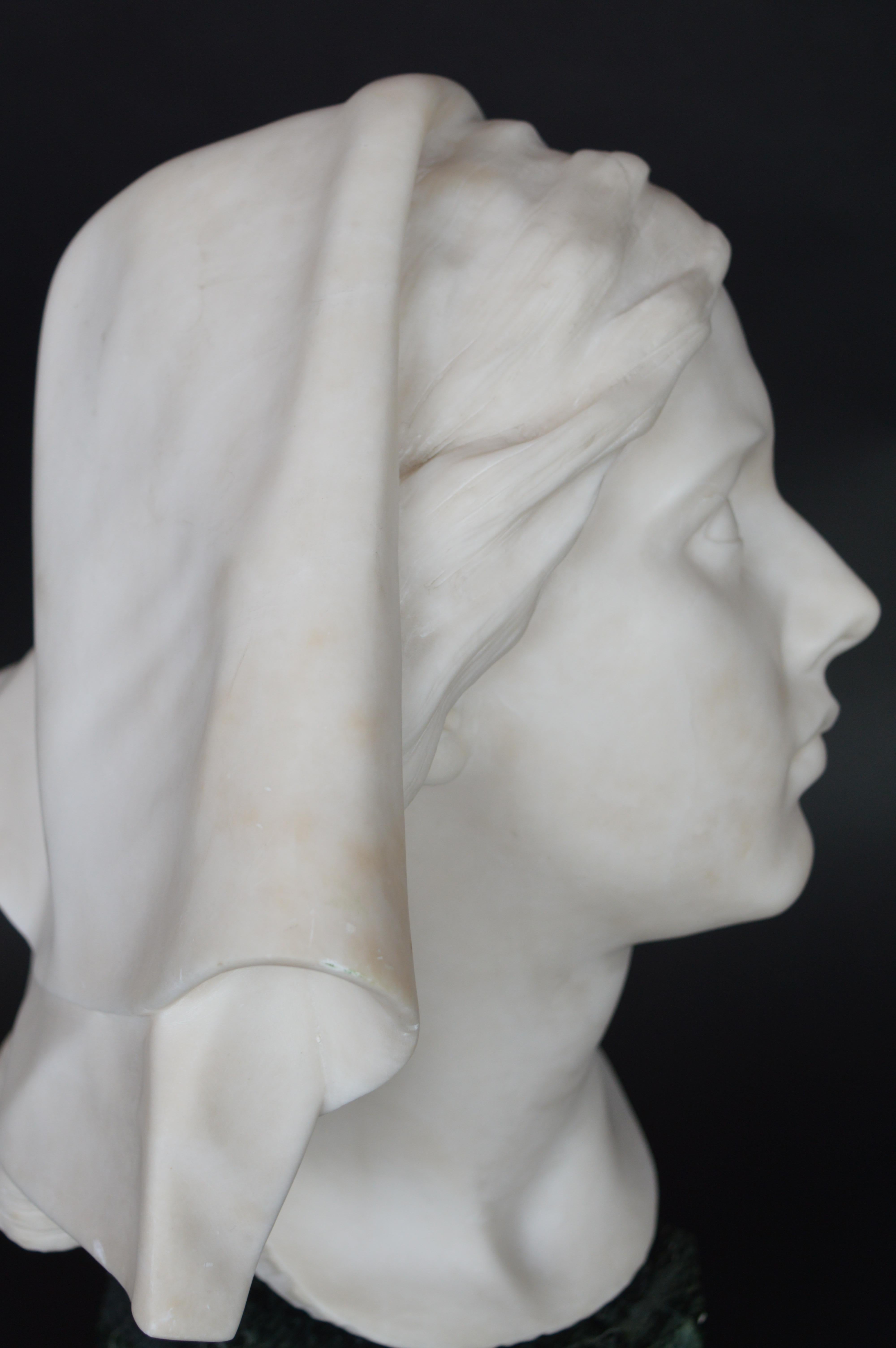 Buste en marbre italien de la fin du 19ème siècle en vente 7
