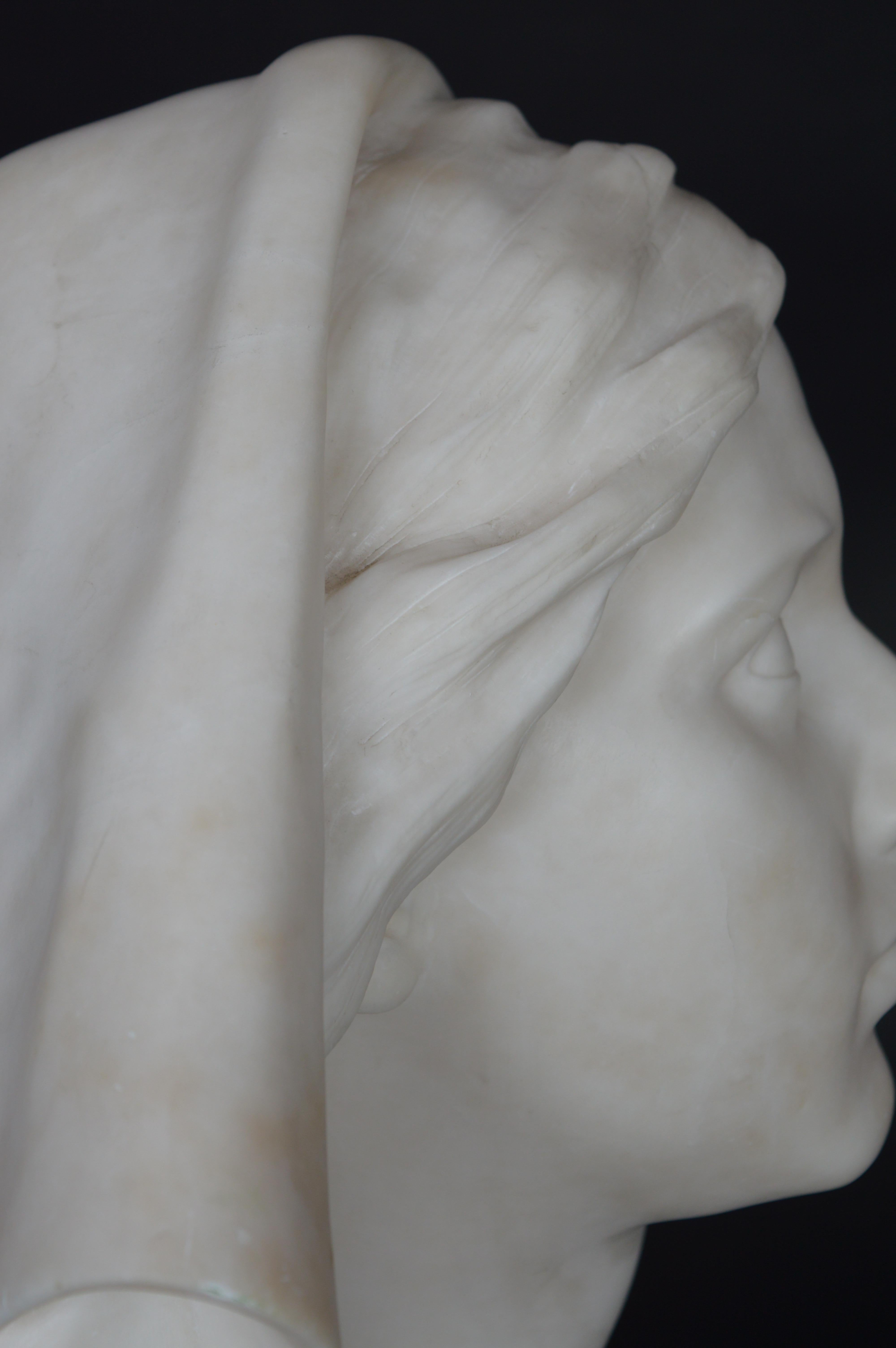 Buste en marbre italien de la fin du 19ème siècle en vente 8