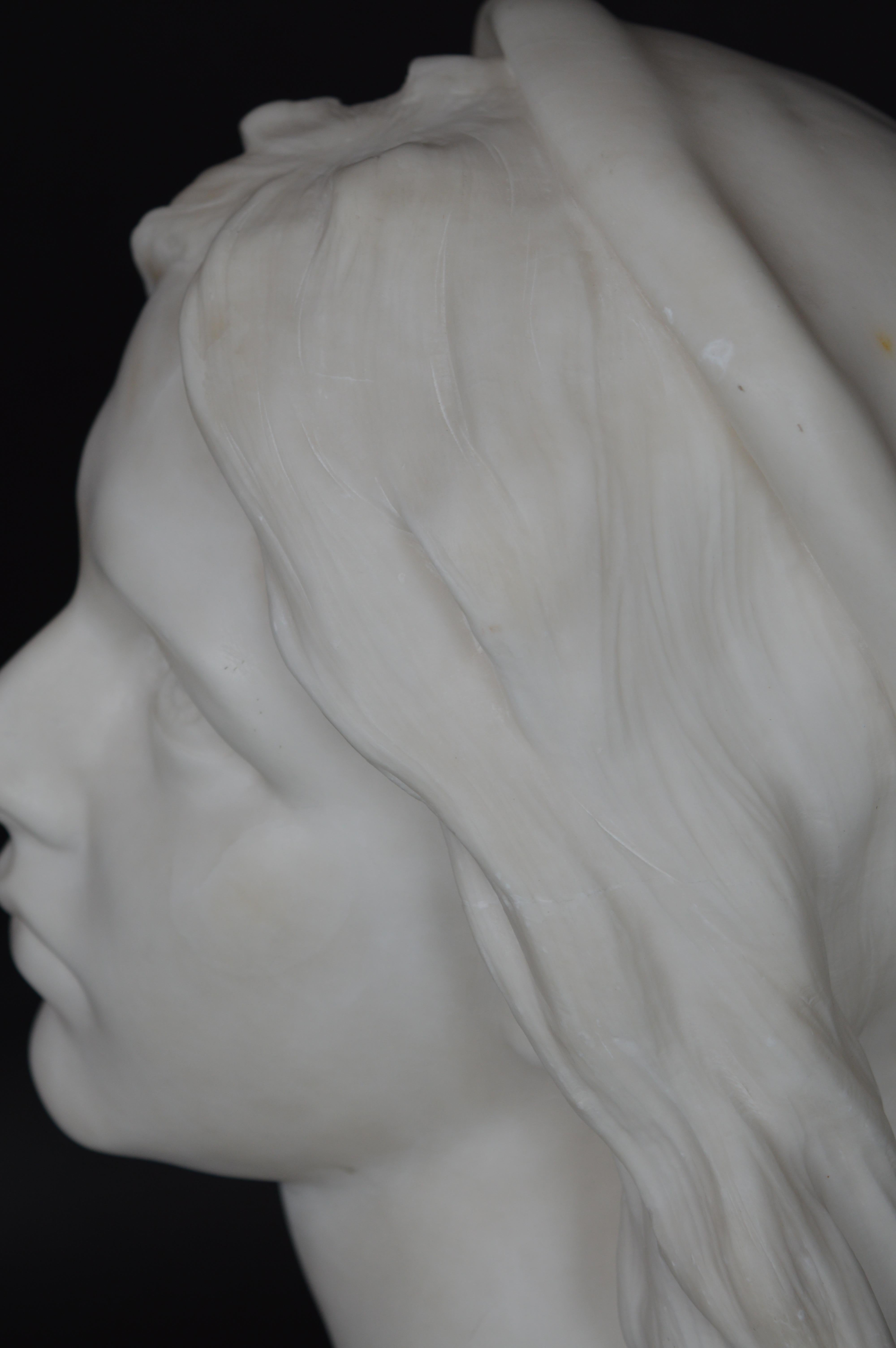 Buste en marbre italien de la fin du 19ème siècle en vente 3