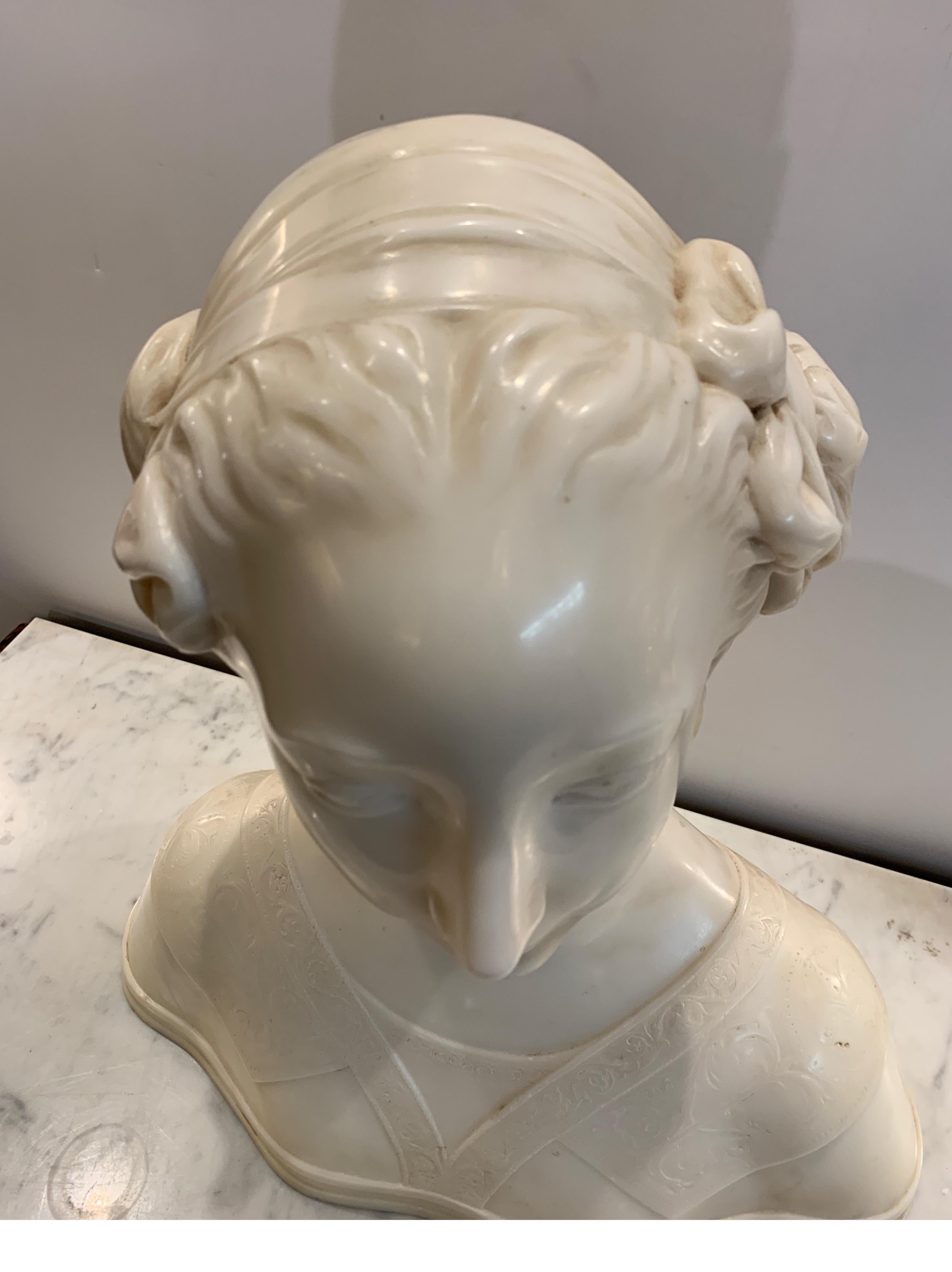 Late 19th Century Italian Marble Bust of a Young Maiden Woman, Pre-Ralphaelite For Sale 2