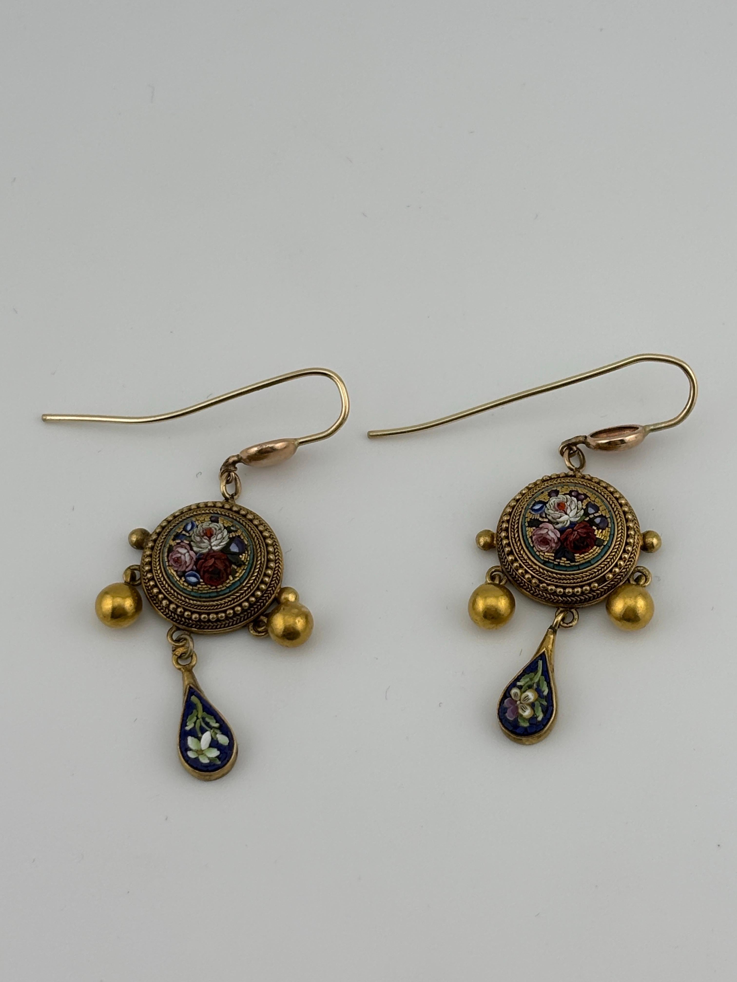 Late 19th Century Italian Micro Mosaic 18k Yellow Gold Chandelier Earrings For Sale 4