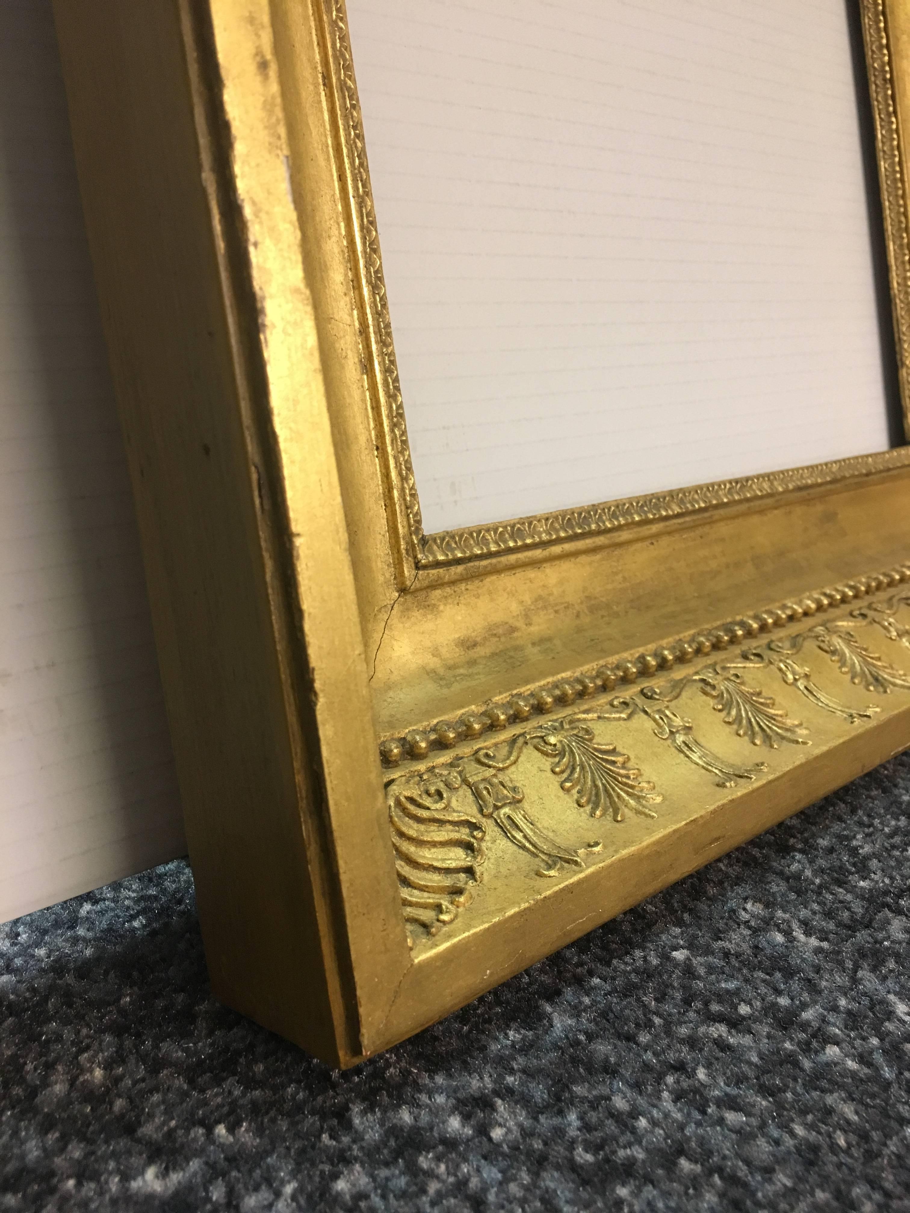Late 19th Century Italian Neoclassical Wood Frame with Gold Leaf Cover For Sale 4