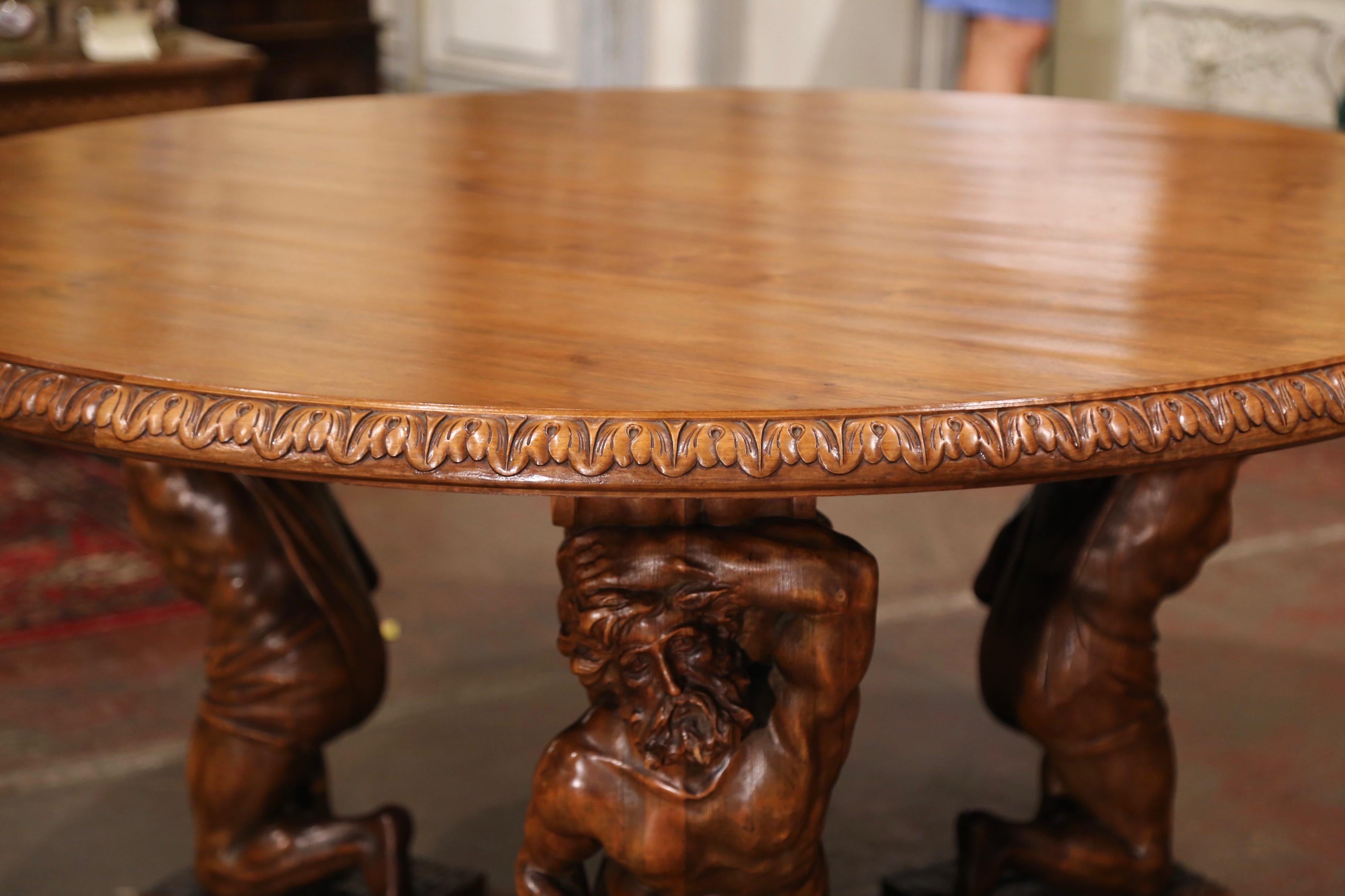 Late 19th Century Italian Renaissance Carved Walnut Round Centre Table 1