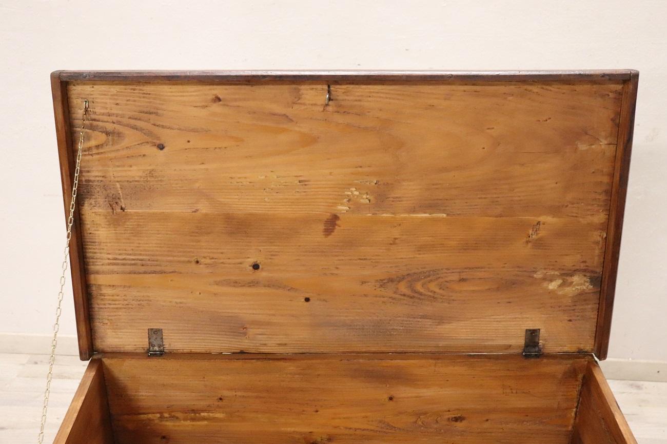 Late 19th Century Italian Rustic Antique Trunk in Fir Wood For Sale 5