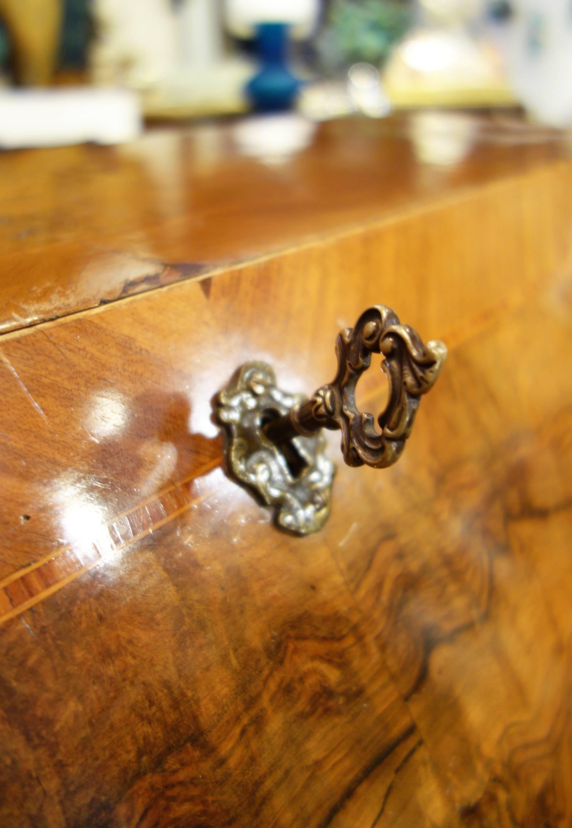 Late 19th Century Italian Walnut Burl Inlaid Louis XIV Secretary Drop Leaf Desk For Sale 6