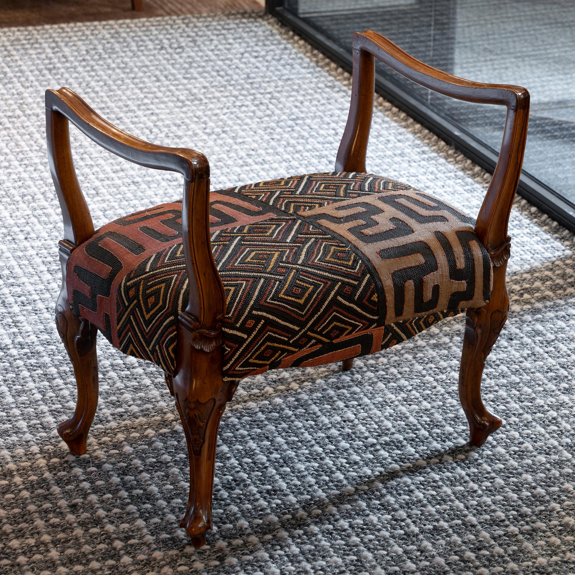 Late 19th Century Italian Walnut Stools African Woven Upholstery In Good Condition In Firenze, IT