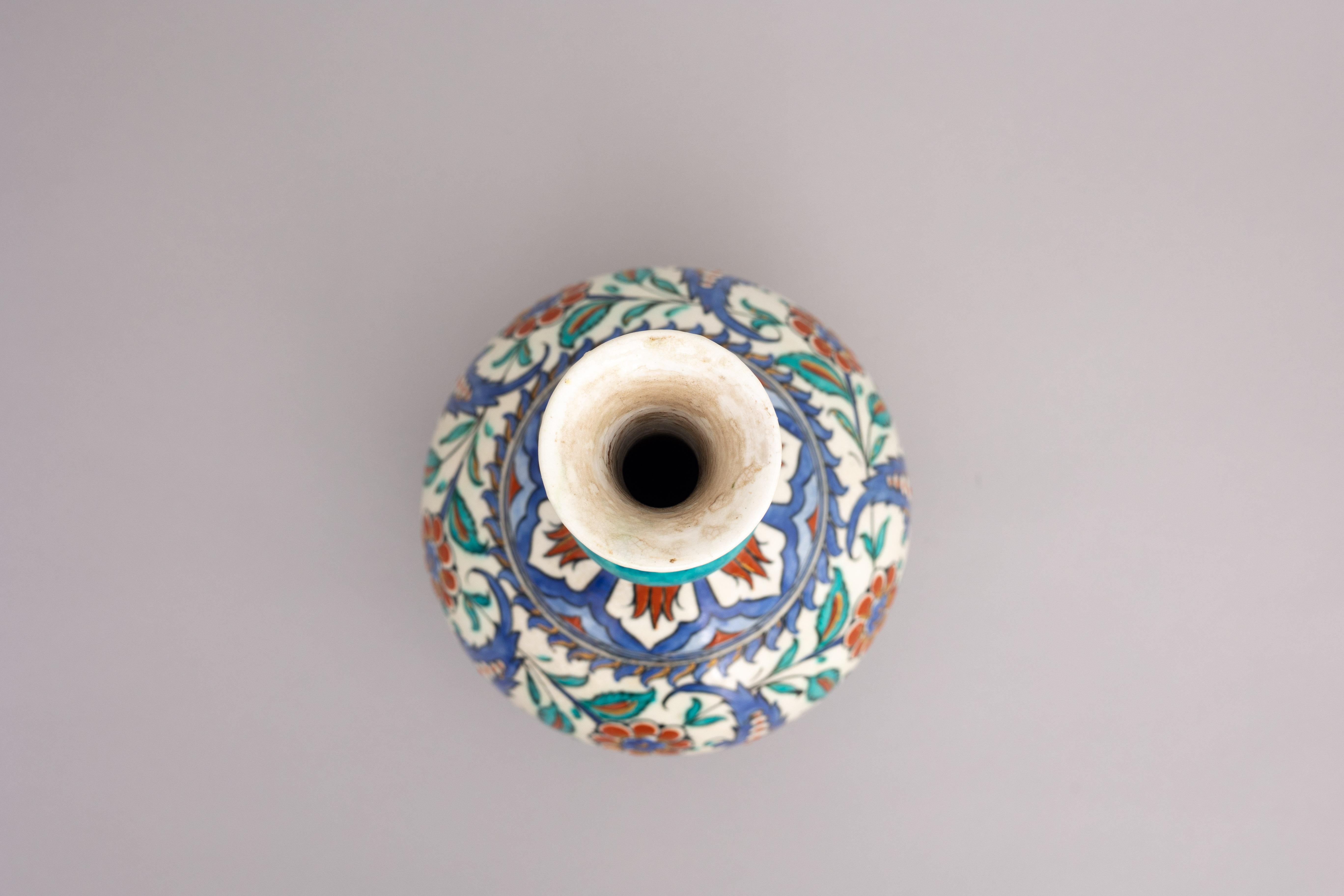 Late 19th-Century Iznik-Style Vase by Samson For Sale 1