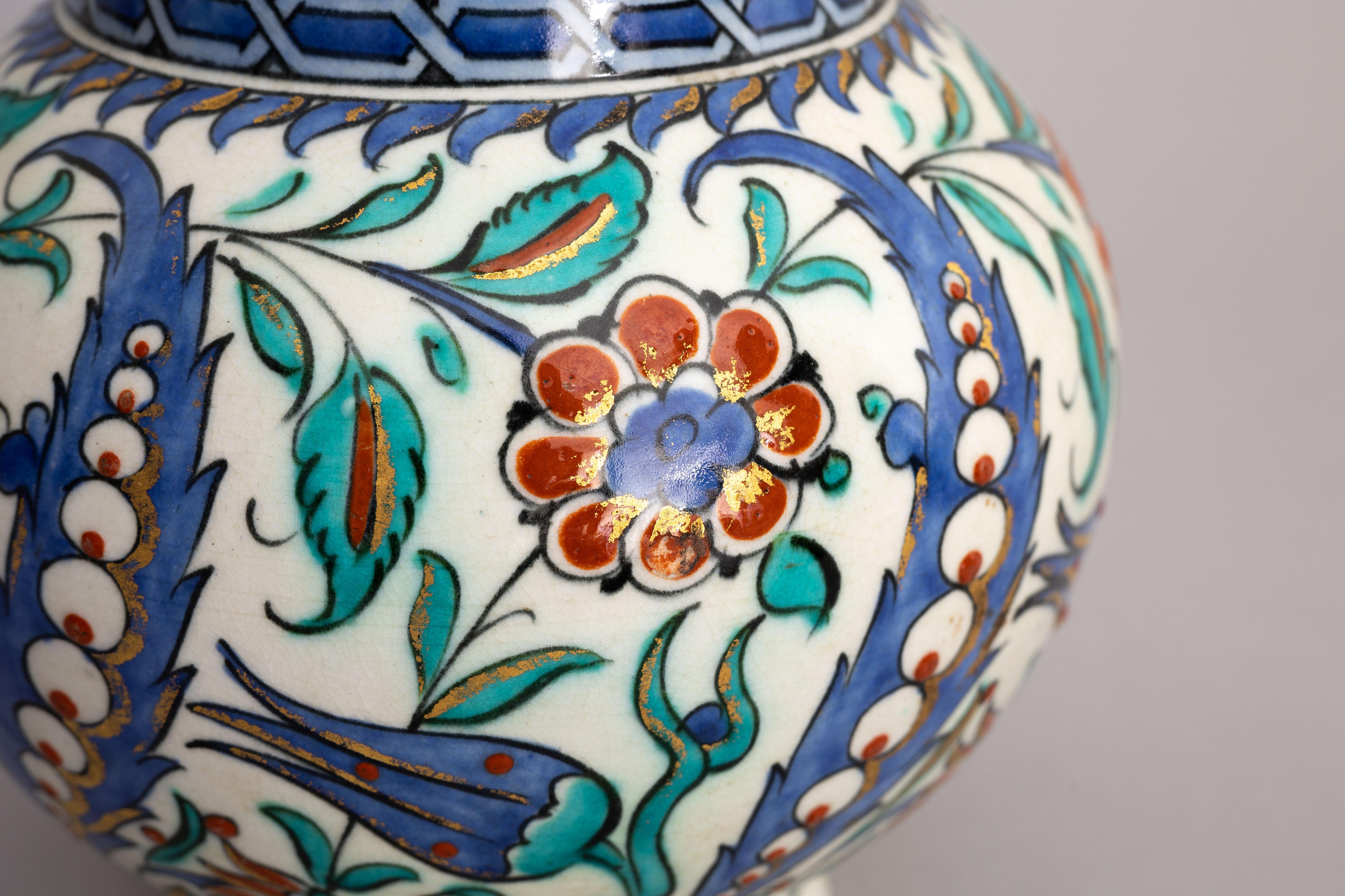 Late 19th-Century Iznik-Style Vase by Samson For Sale 3
