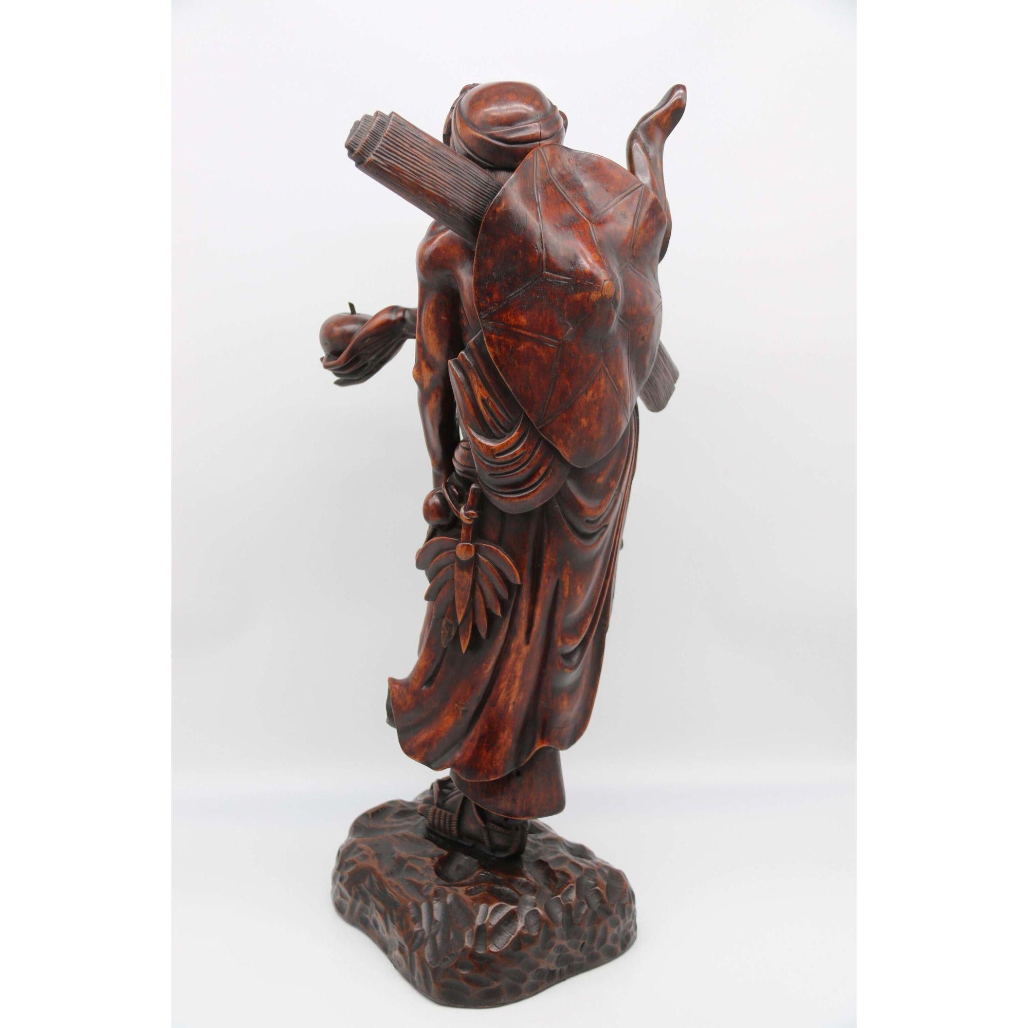 Late 19th Century Japanese Carved Hardwood Okimono of a Man, circa 1890 For Sale 3