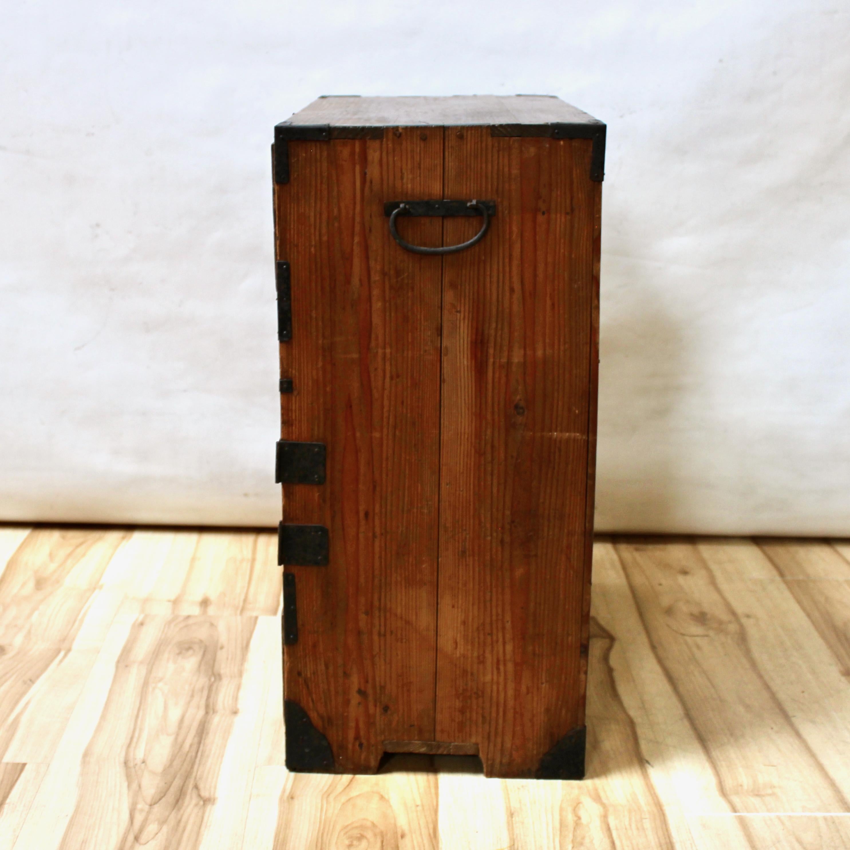 Metal Late 19th Century Japanese Ko Tansu Chest