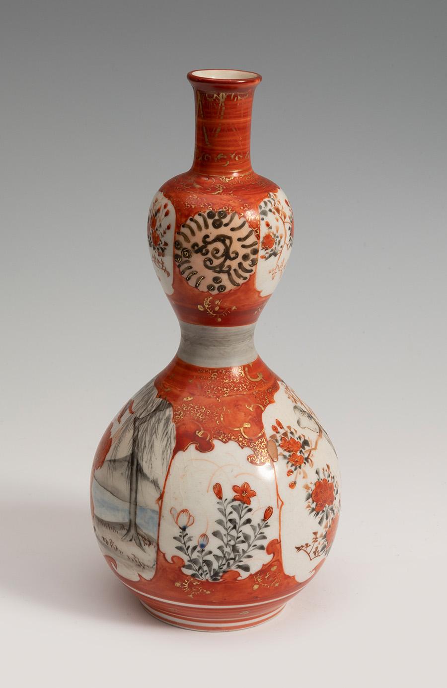 Late 19h century Japanese Kutani double gourd form glazed porcelain vase with vignette decoration depicting a man, bird and plants.