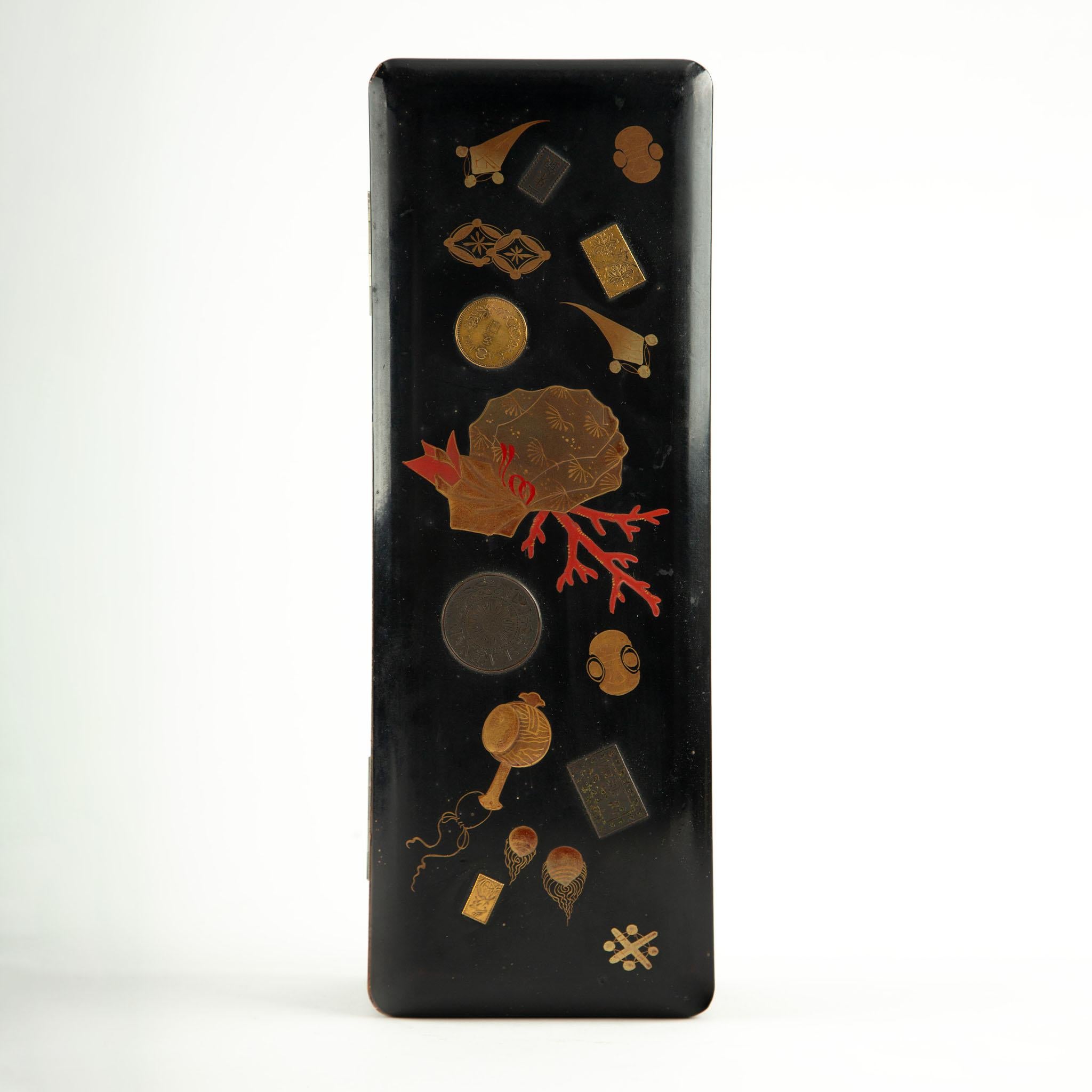 Meiji Late 19th Century Japanese Lacquer Box with Coral Design For Sale