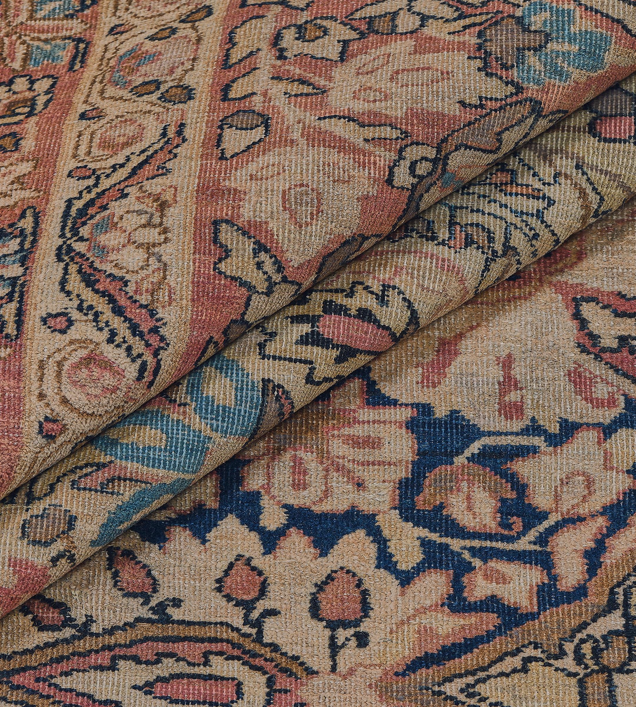 Late 19th Century Kerman Rug from South East Persia For Sale 4