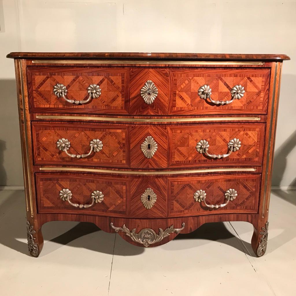 Late 19th Century Kingwood Parquetry Serpentine Commode with Brass Inlay 10