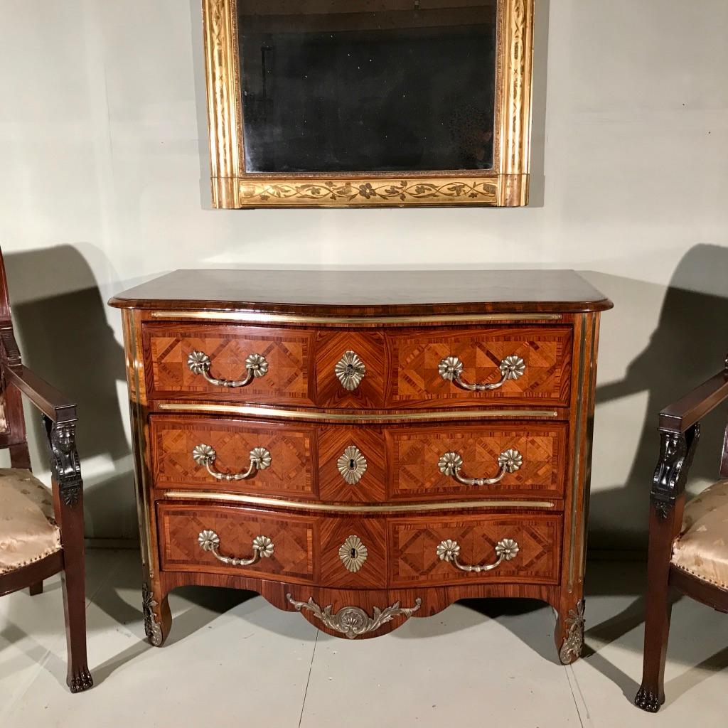 French Late 19th Century Kingwood Parquetry Serpentine Commode with Brass Inlay