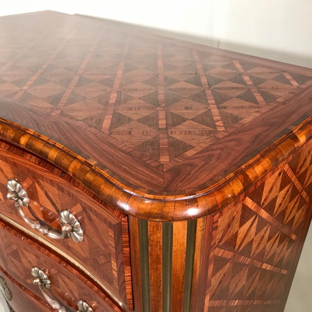 Late 19th Century Kingwood Parquetry Serpentine Commode with Brass Inlay 4